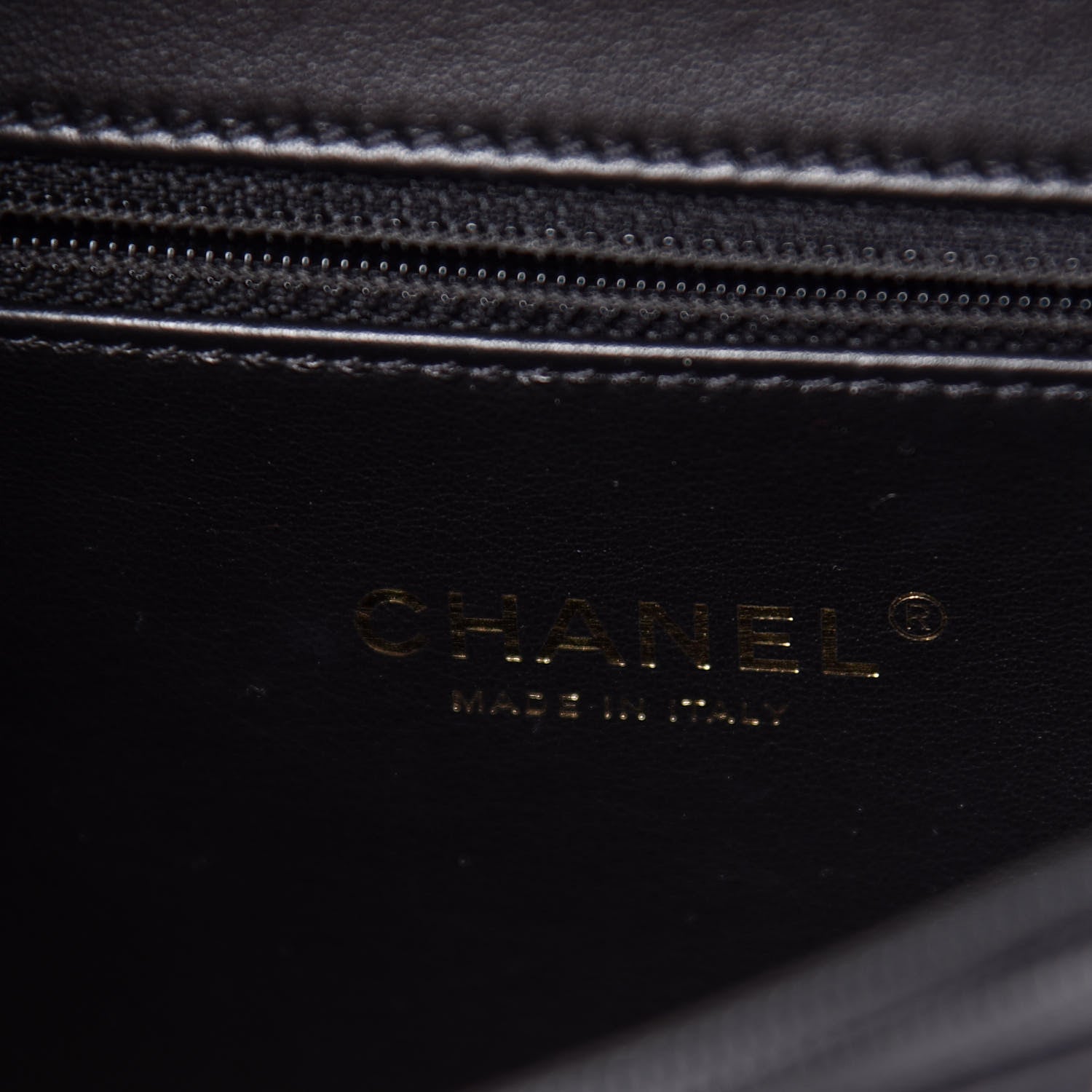 Chanel Caviar Quilted Medium CC Filigree Vanity Case Beige Black 8 of 10