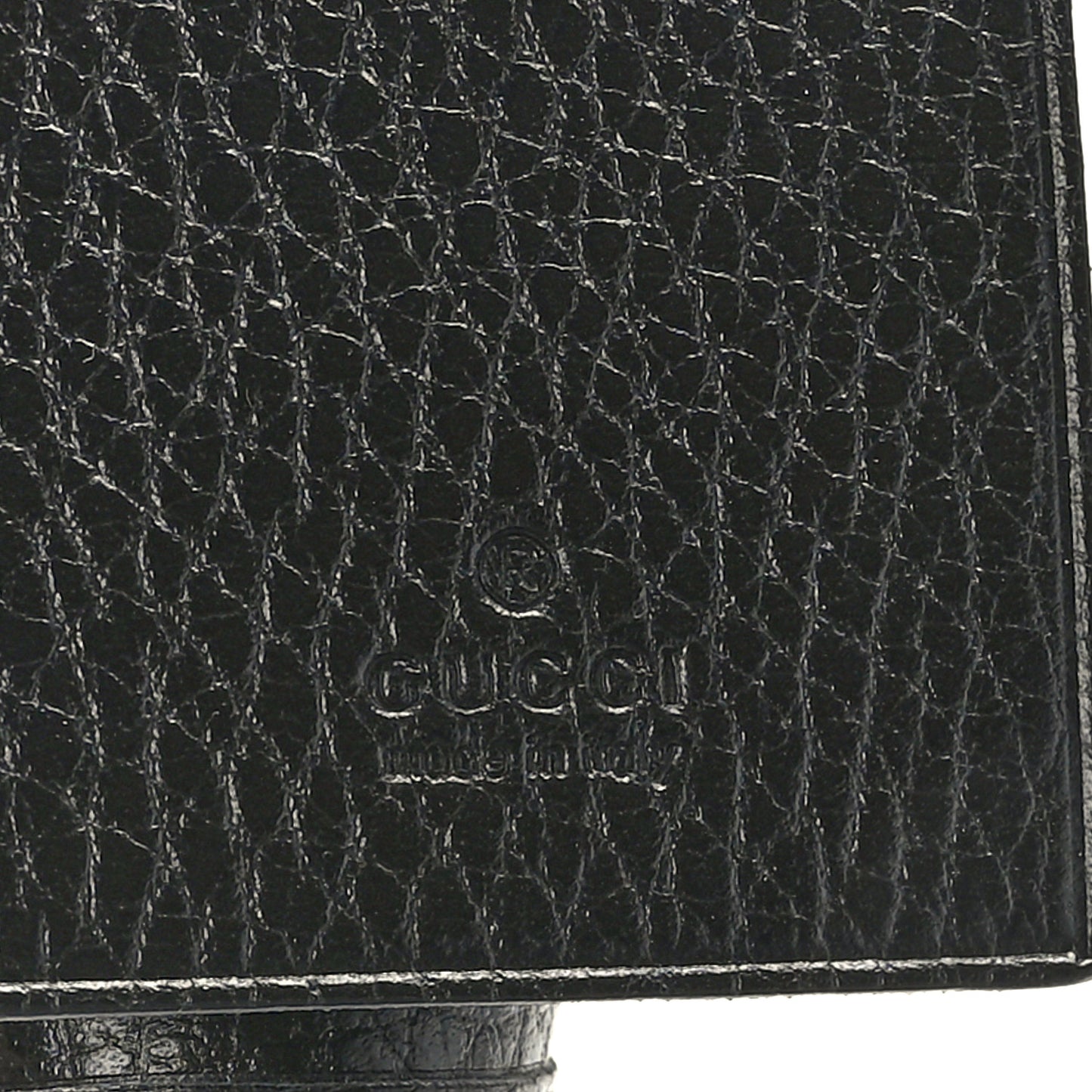 Pebbled Calfskin GG Marmont 6 Key Holder Black