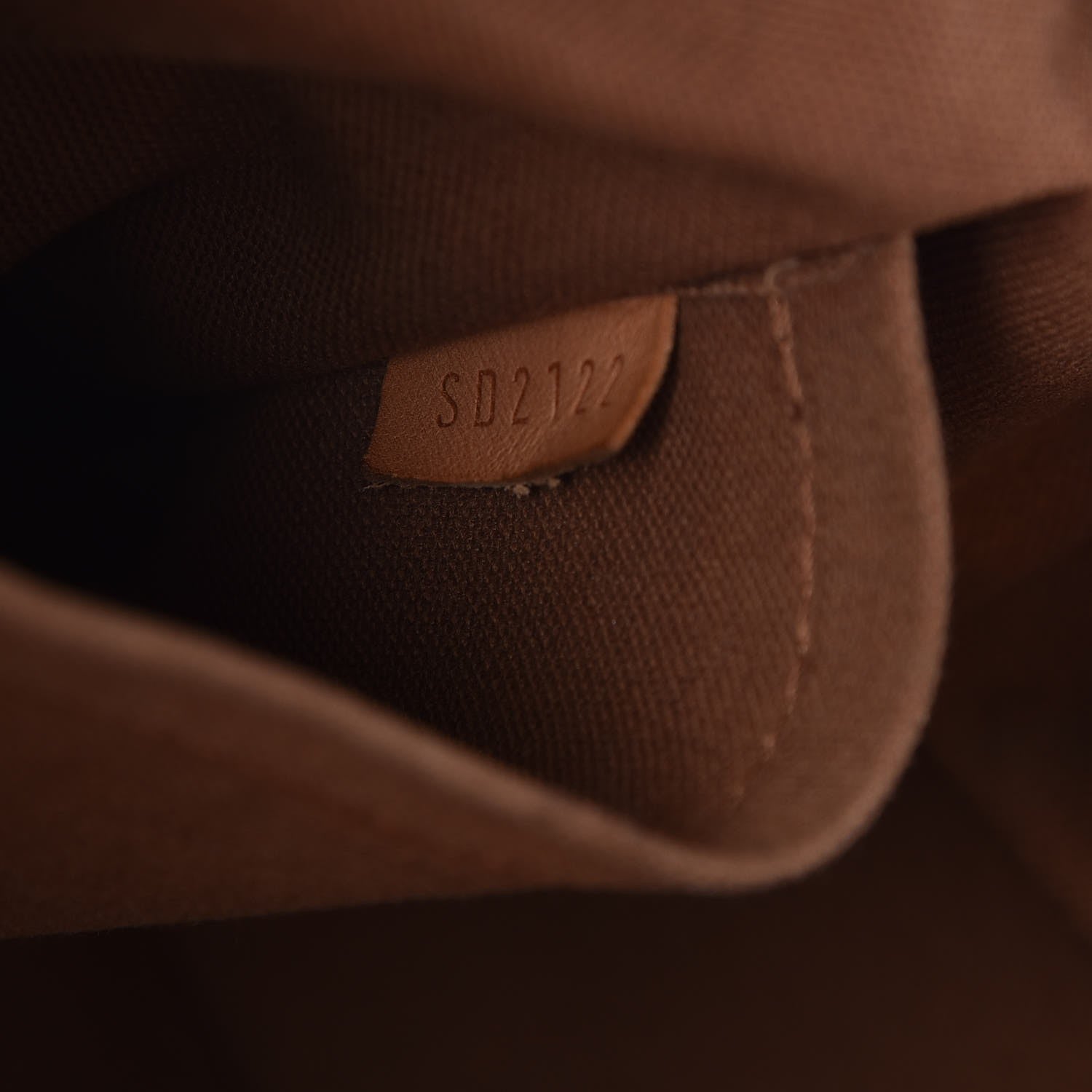 Louis Vuitton Monogram Tivoli PM 8 of 11
