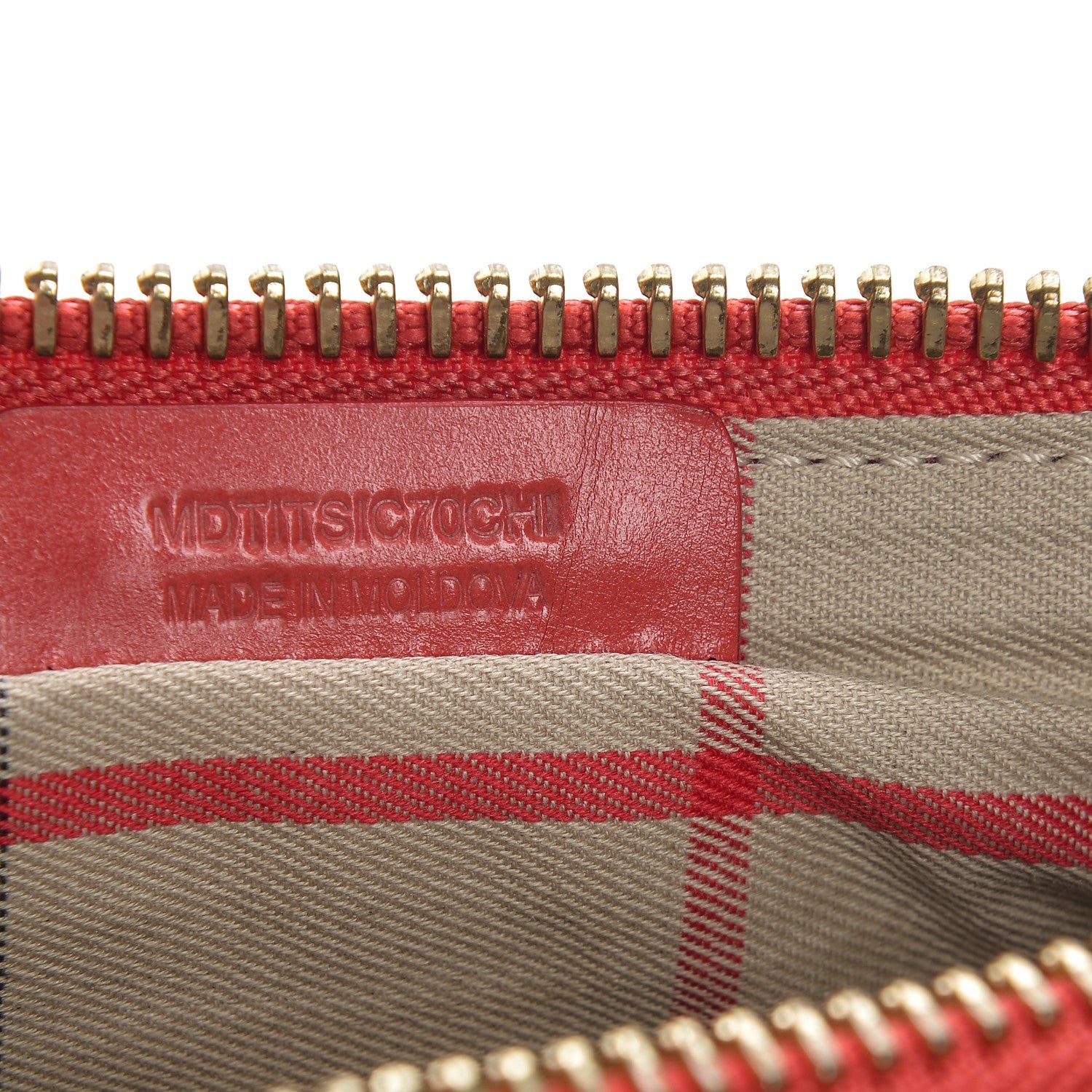 Burberry Signature Grain Calfskin Tassel Peyton Crossbody Clutch Bag Cadmium Red 8 of 10