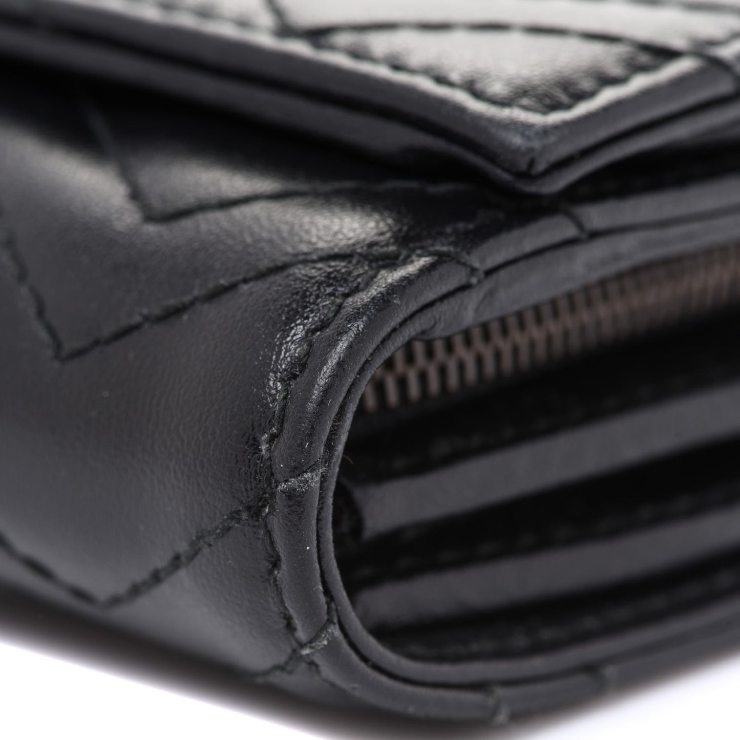 Calfskin Matelasse GG Marmont Medium Wallet Black