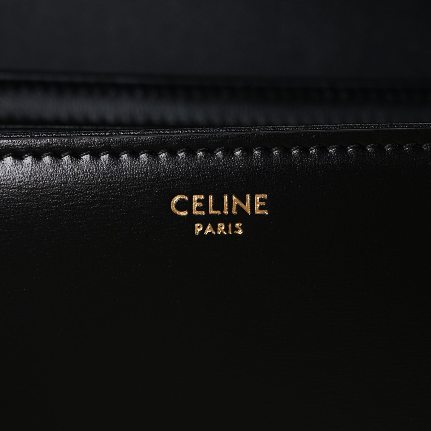 Shiny Calfskin Medium Triomphe Black
