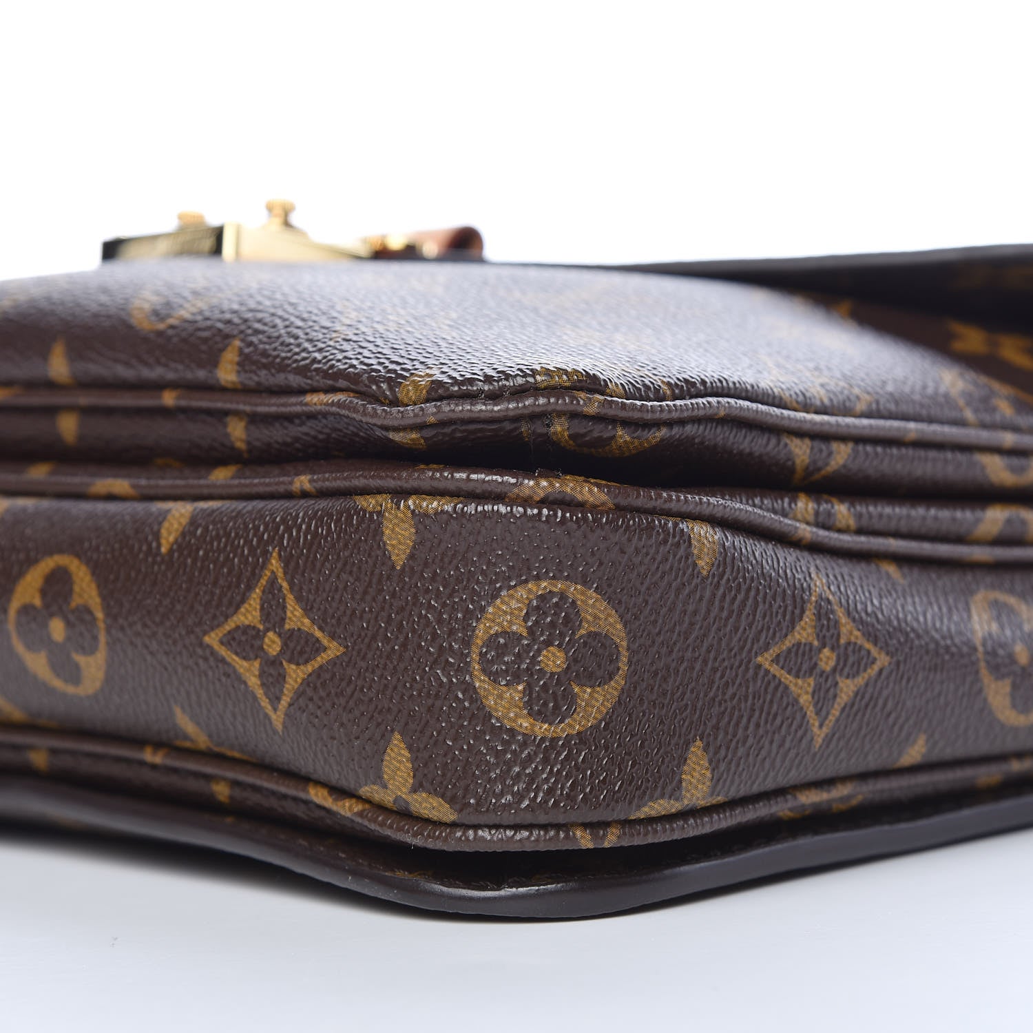 Louis Vuitton Monogram Pochette Metis 8 of 9