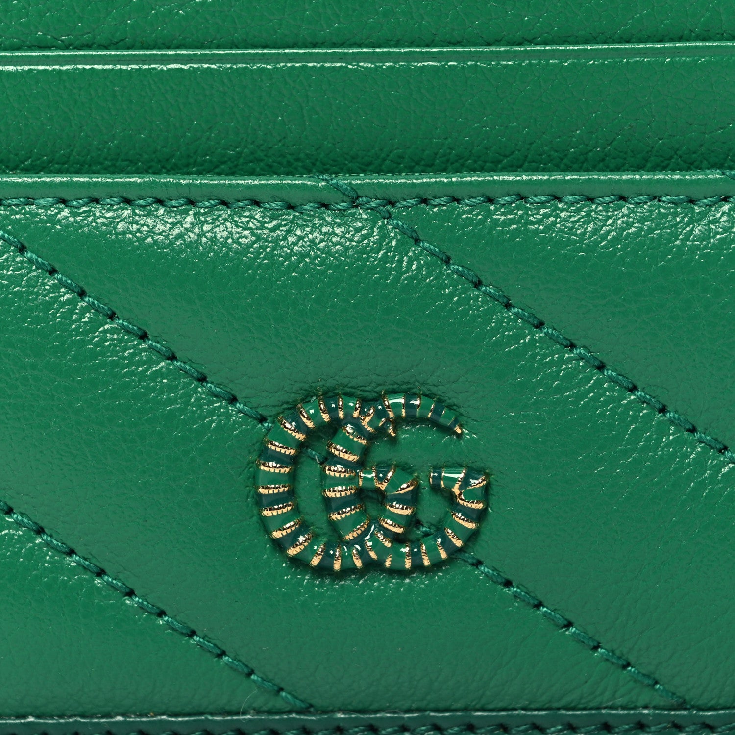 Gucci Azalea Calfskin Enamel Matelasse Diagonal Torchon GG Marmont Card Holder New Shamarock Emerald 7 of 7