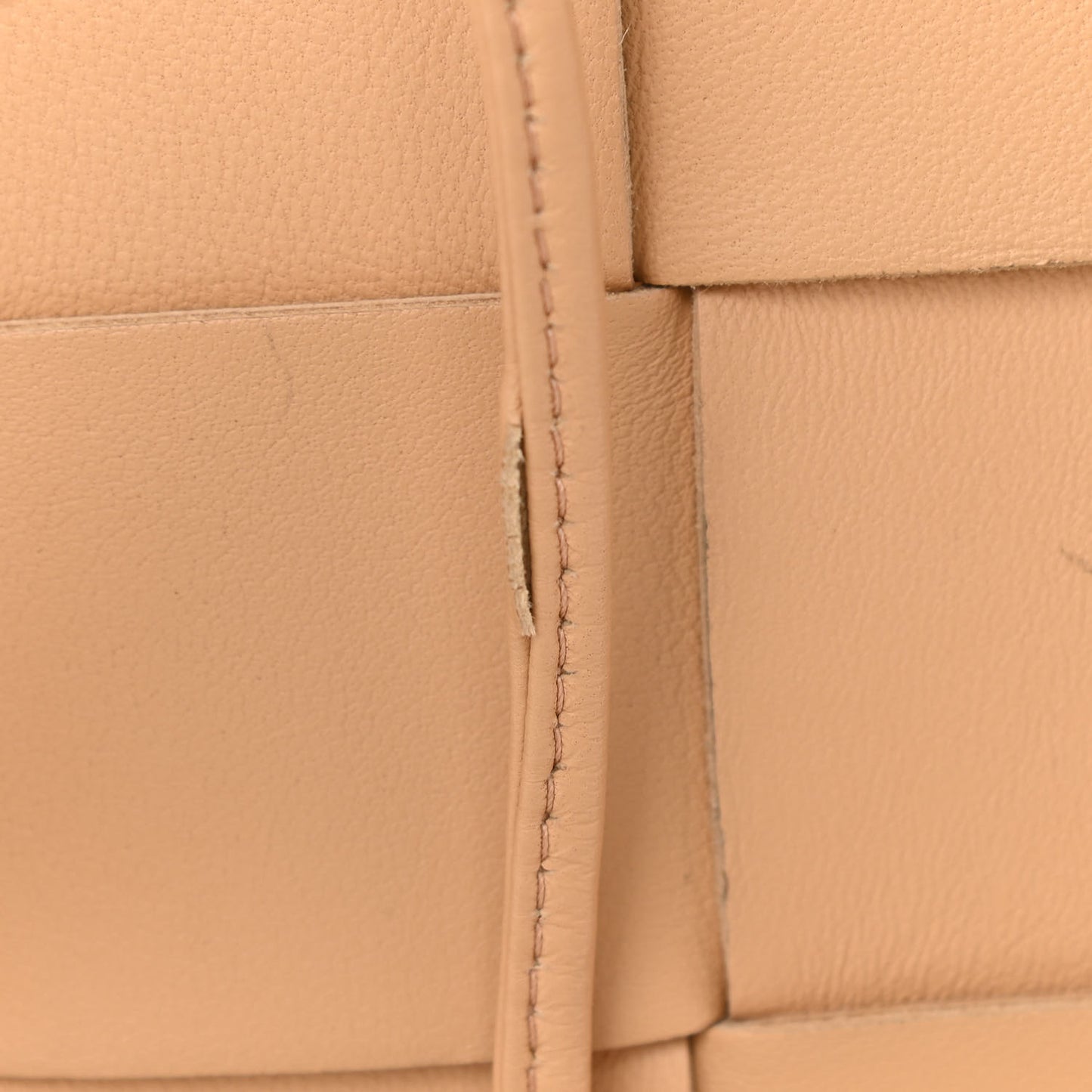 Lambskin Maxi Intrecciato Cassette Messenger Almond