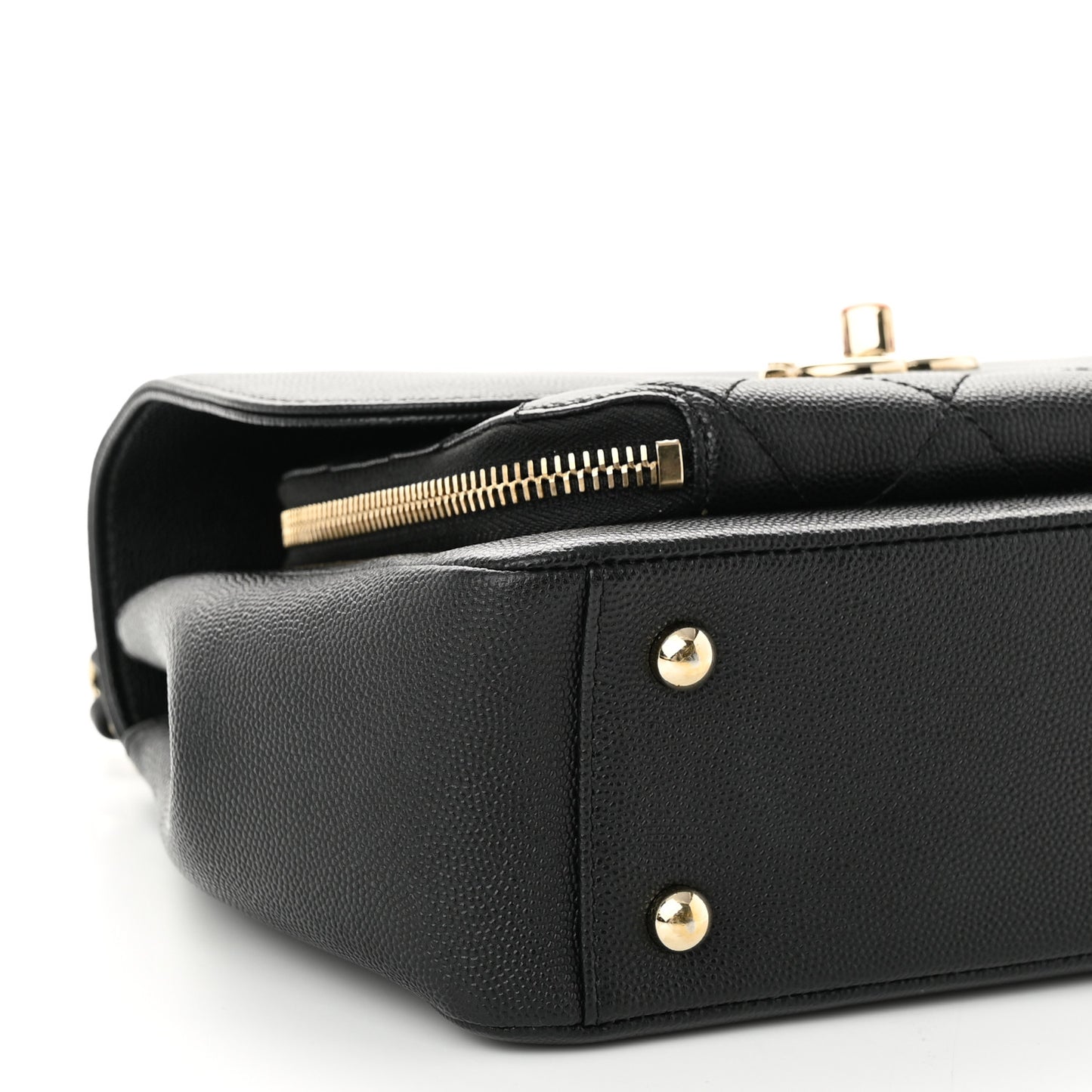 Caviar Quilted Medium Business Affinity Flap Black