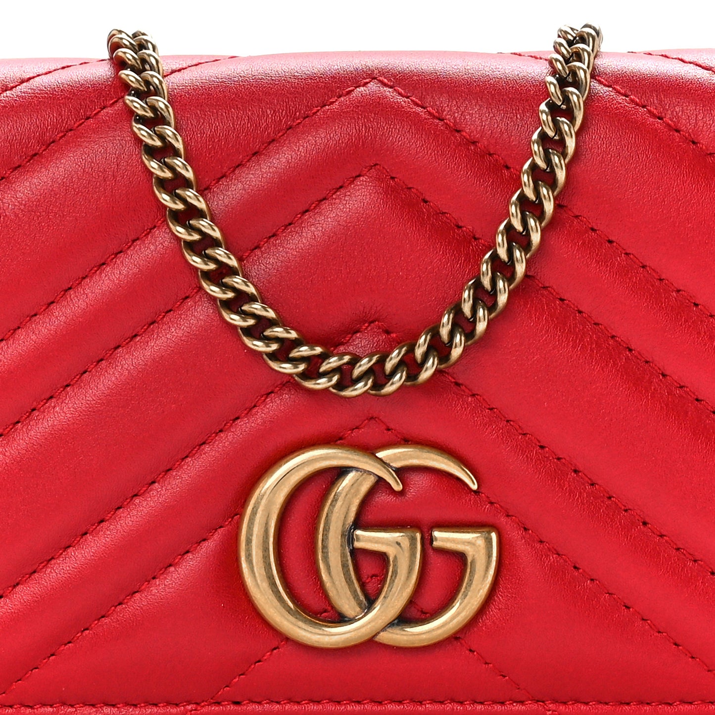 Calfskin Matelasse GG Marmont Mini Bag Hibiscus Red