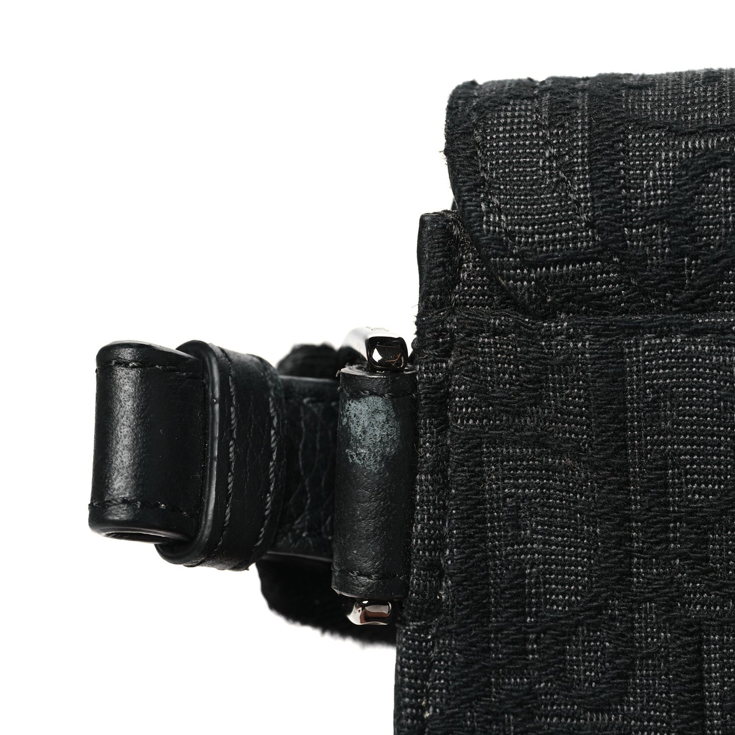 Oblique Saddle Messenger Pouch Black