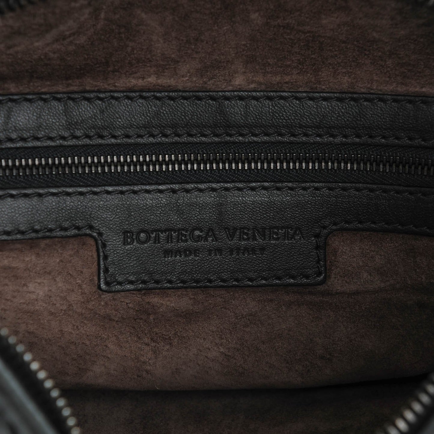 Nappa Intrecciato Medium Veneta Hobo Dark Grey