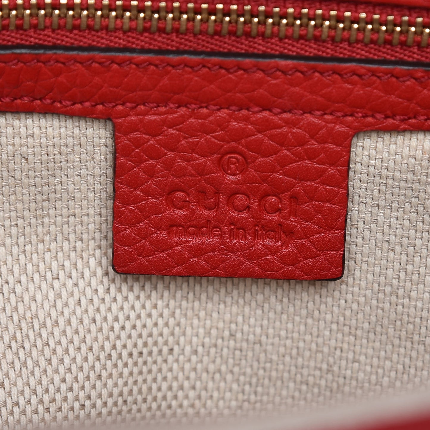 Pebbled Calfskin Medium Soho Chain Shoulder Bag Tabasco Red