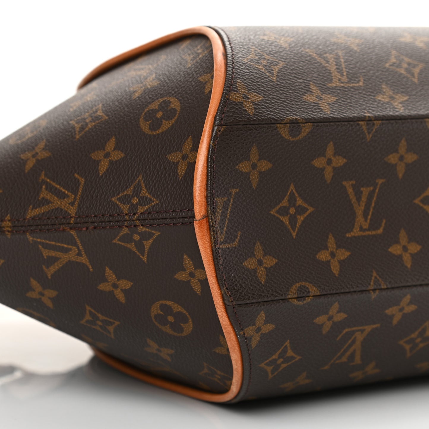 Monogram Ellipse MM