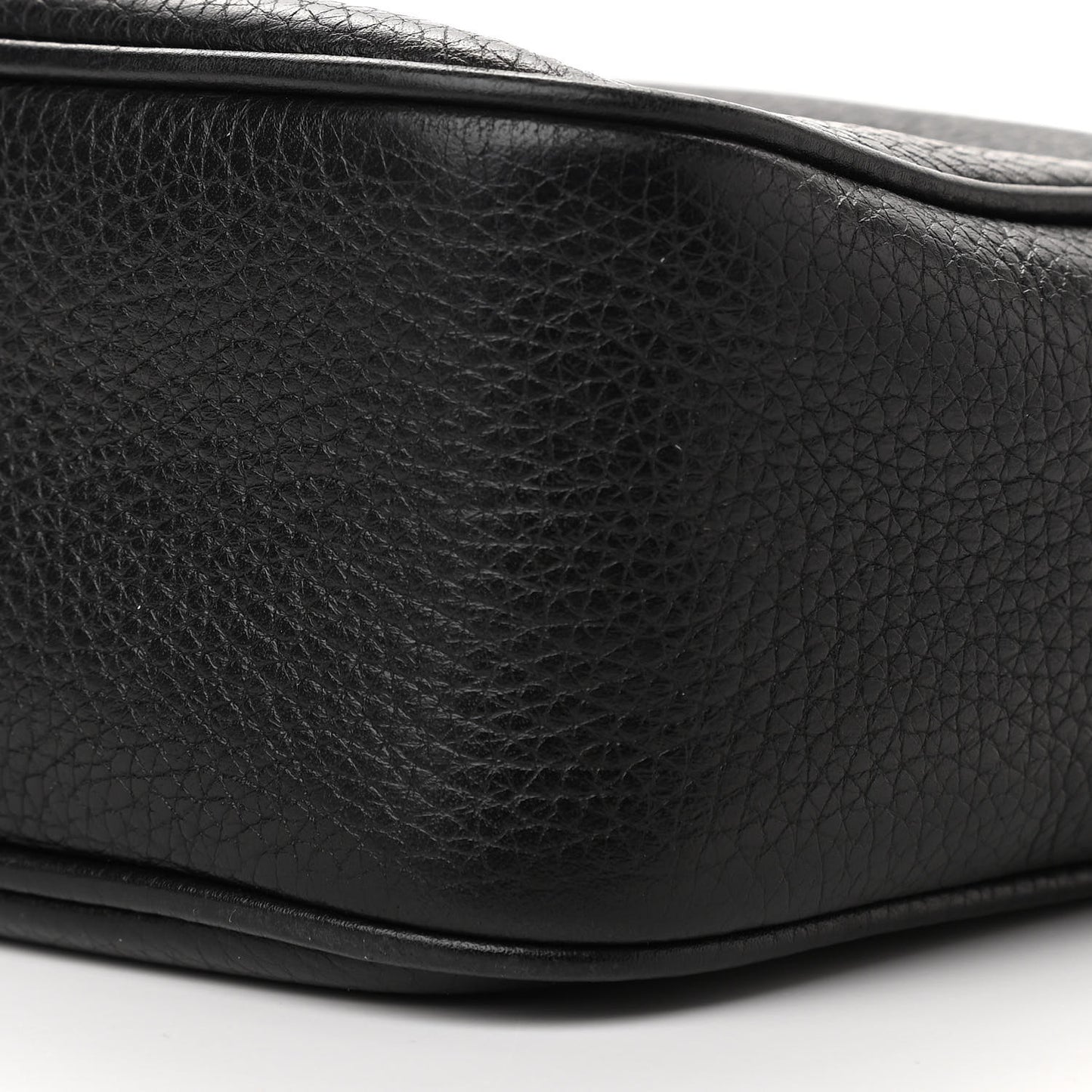 Pebbled Calfskin Small Soho Disco Bag Black