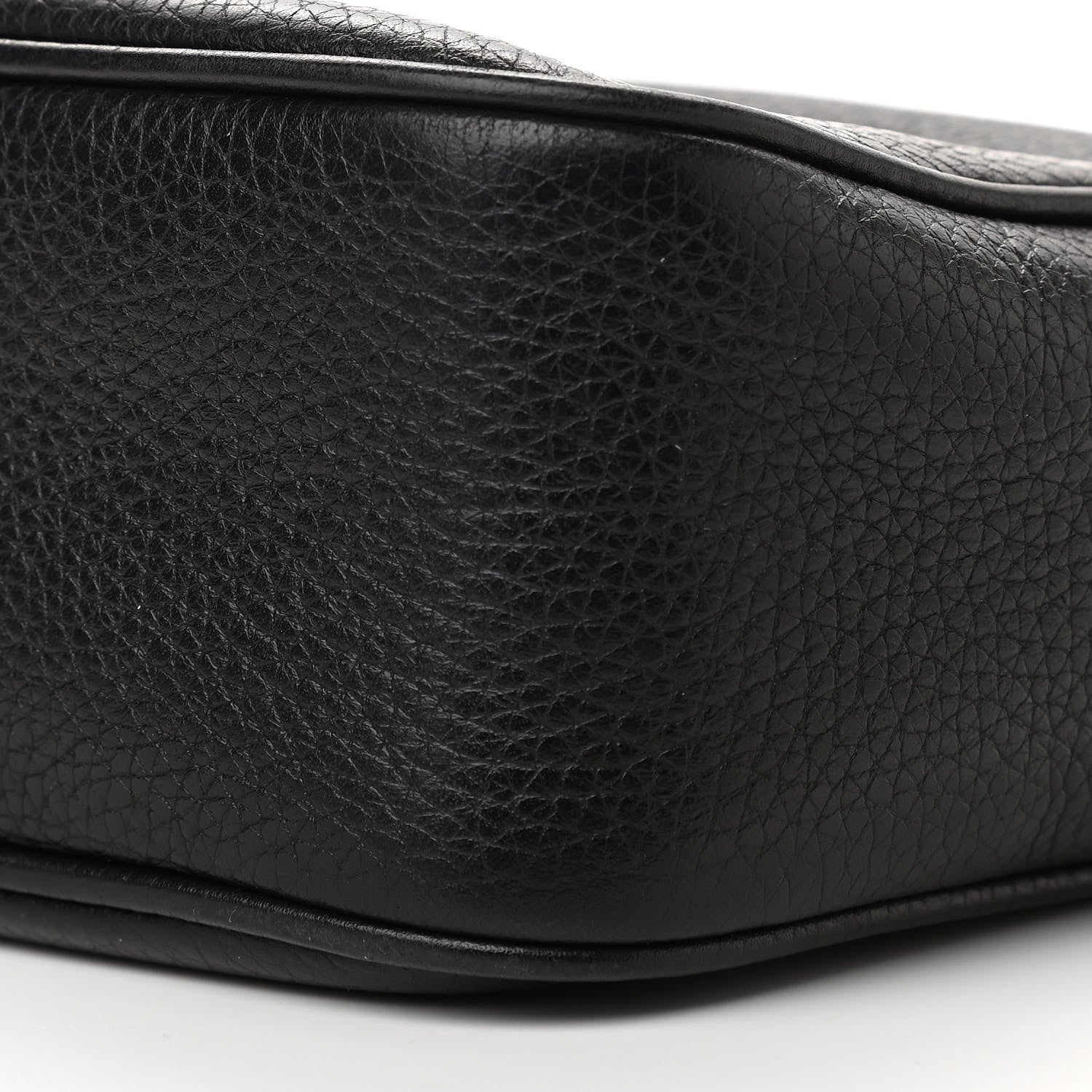 Gucci Pebbled Calfskin Small Soho Disco Bag Black 9 of 10