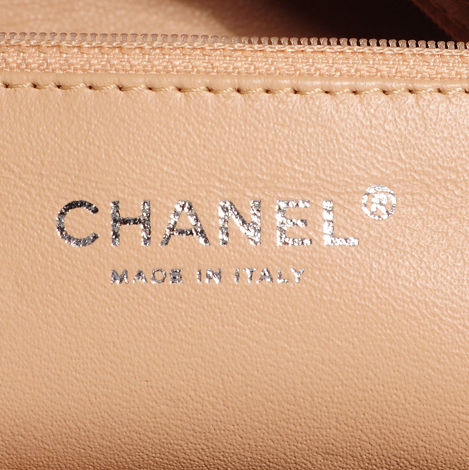Chanel Smooth Calfskin Petit Luxe Ligne Bowler Red 6 of 7