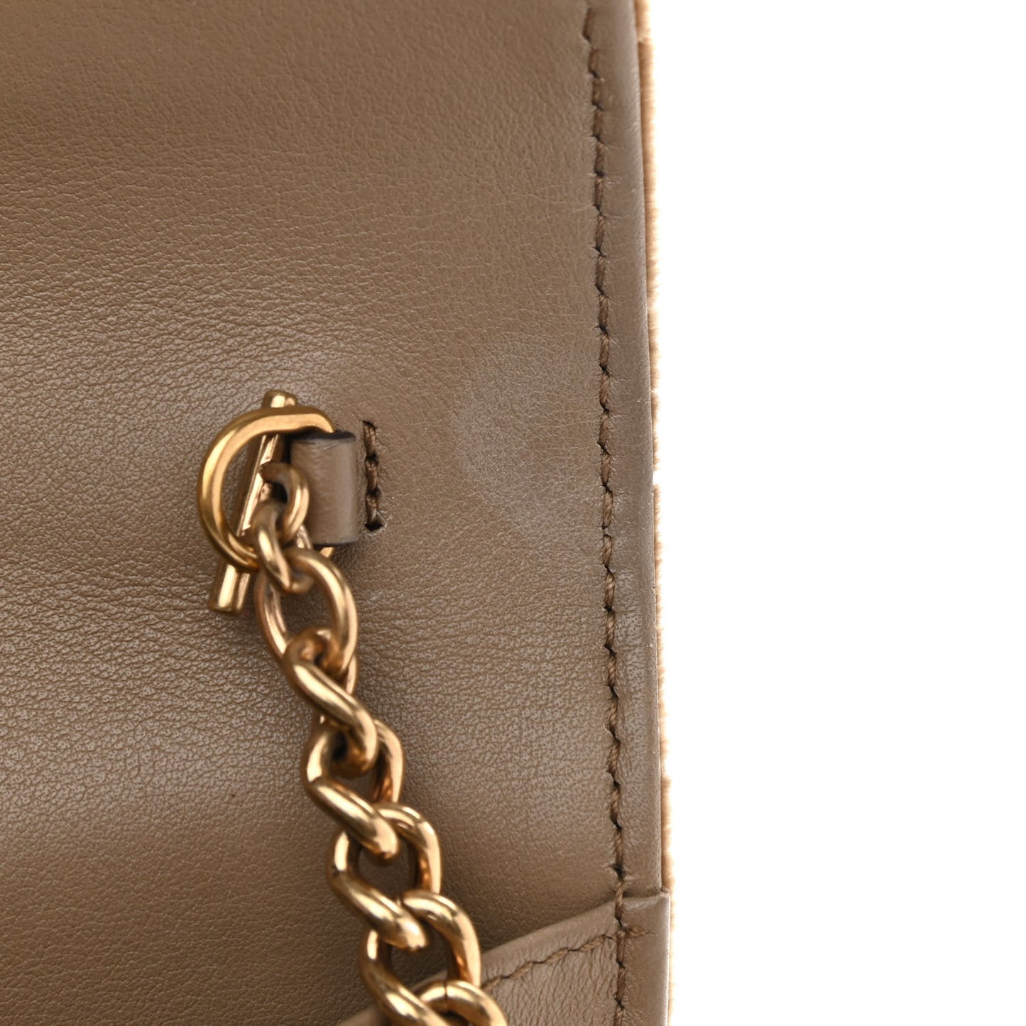 Velvet Matelasse GG Marmont Chain Wallet Taupe