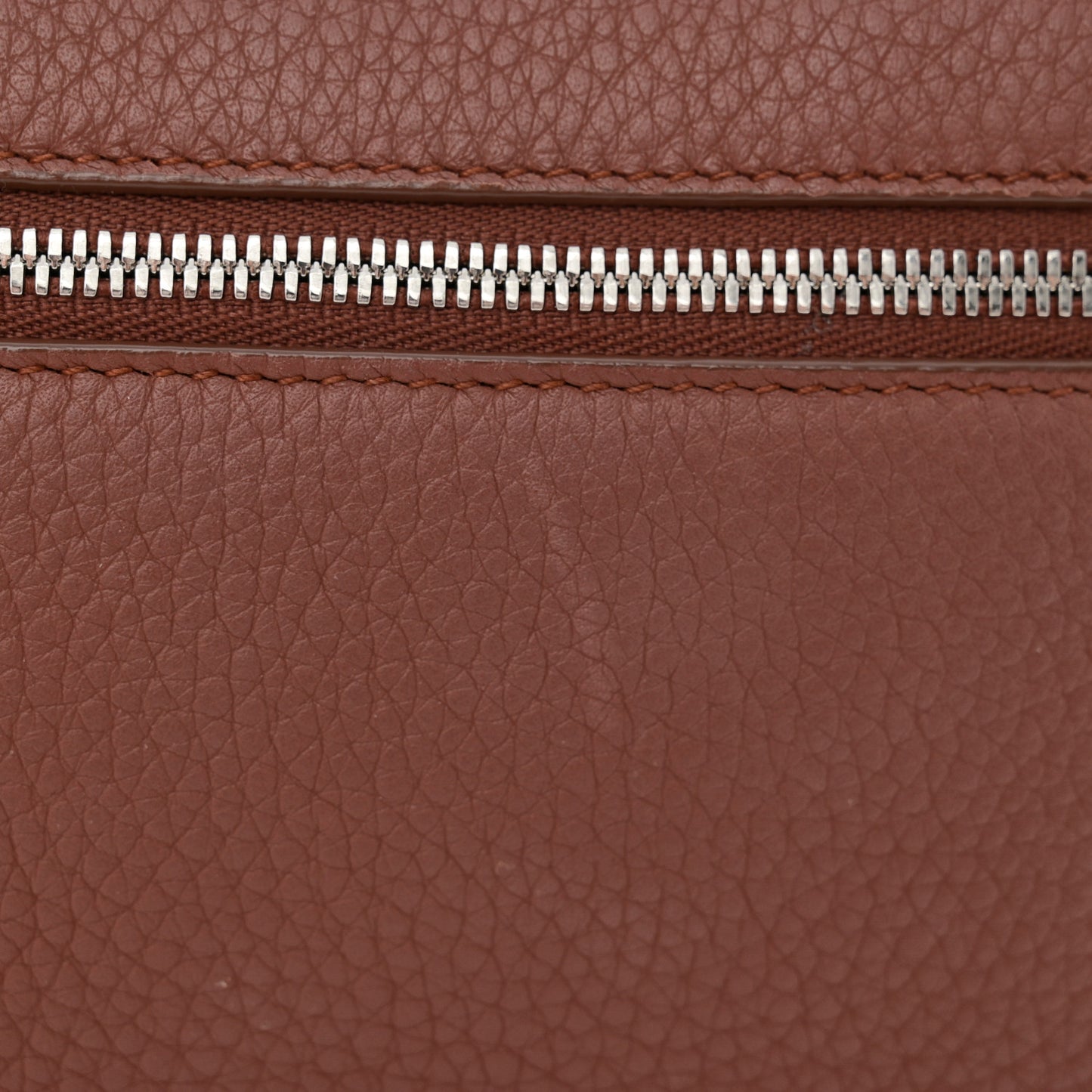 Grained Calfskin L19 Extra Pocket Pouch Kummel