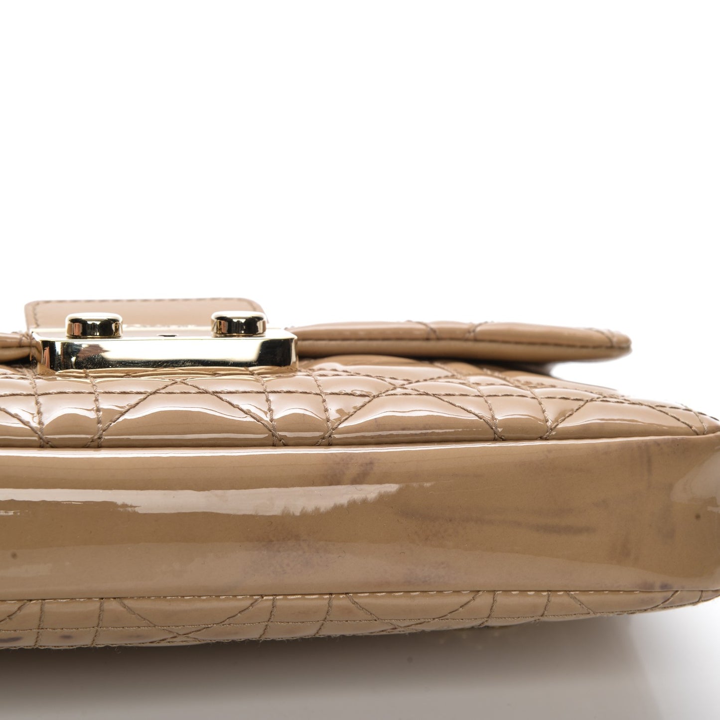 Patent Cannage New Lock Pouch Beige