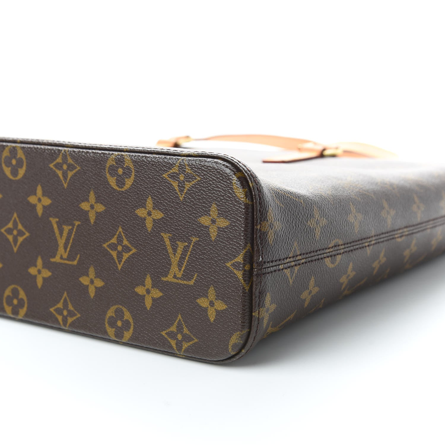 Louis Vuitton Monogram Luco 7 of 9