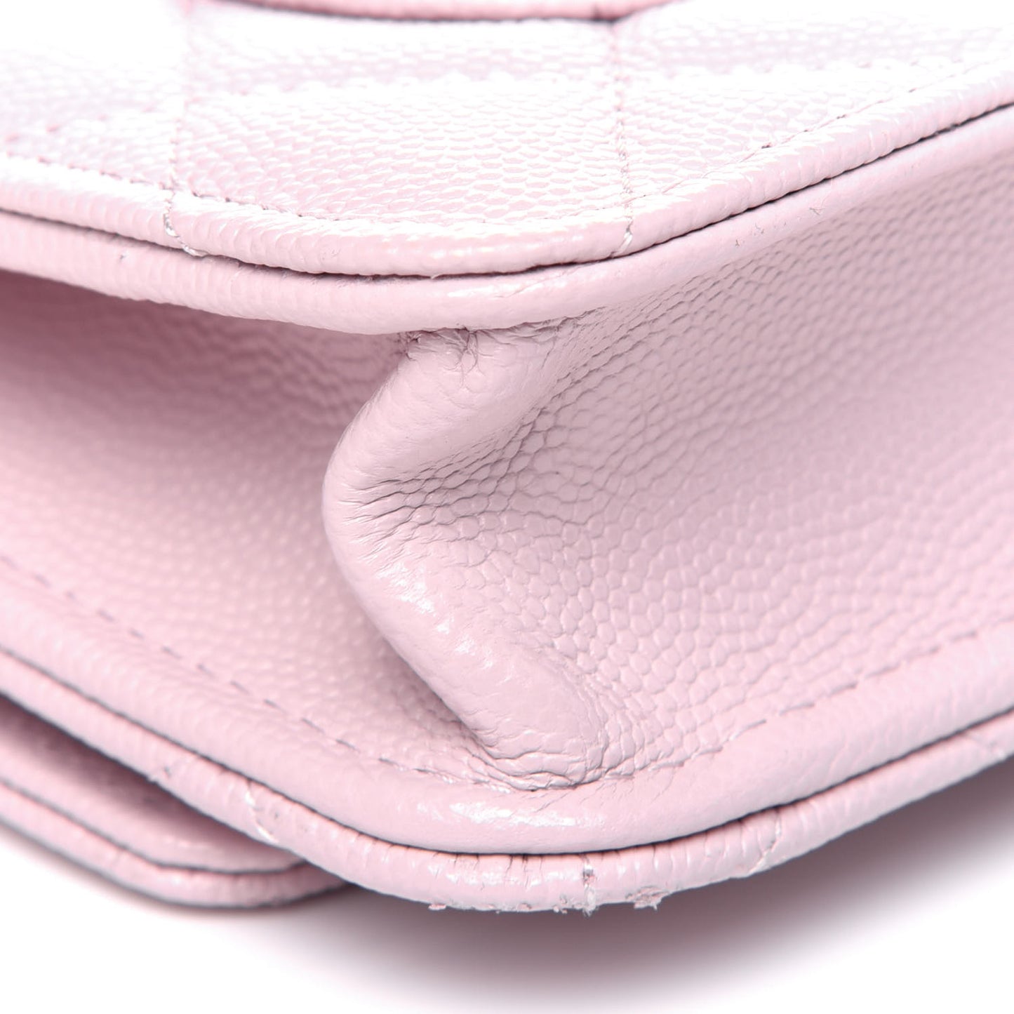 Caviar Quilted Wallet On Chain WOC Light Pink