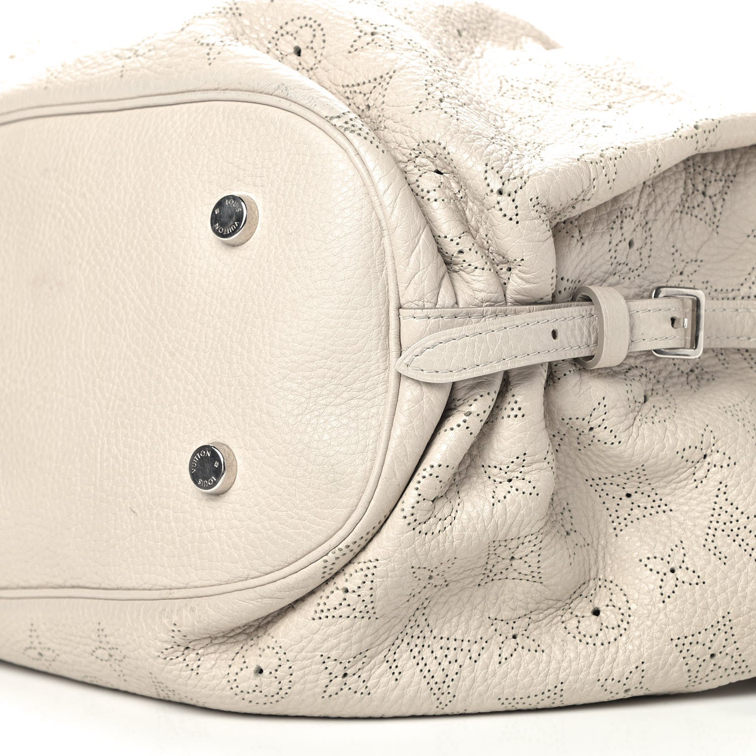 Louis Vuitton Mahina L Ivory 7 of 16