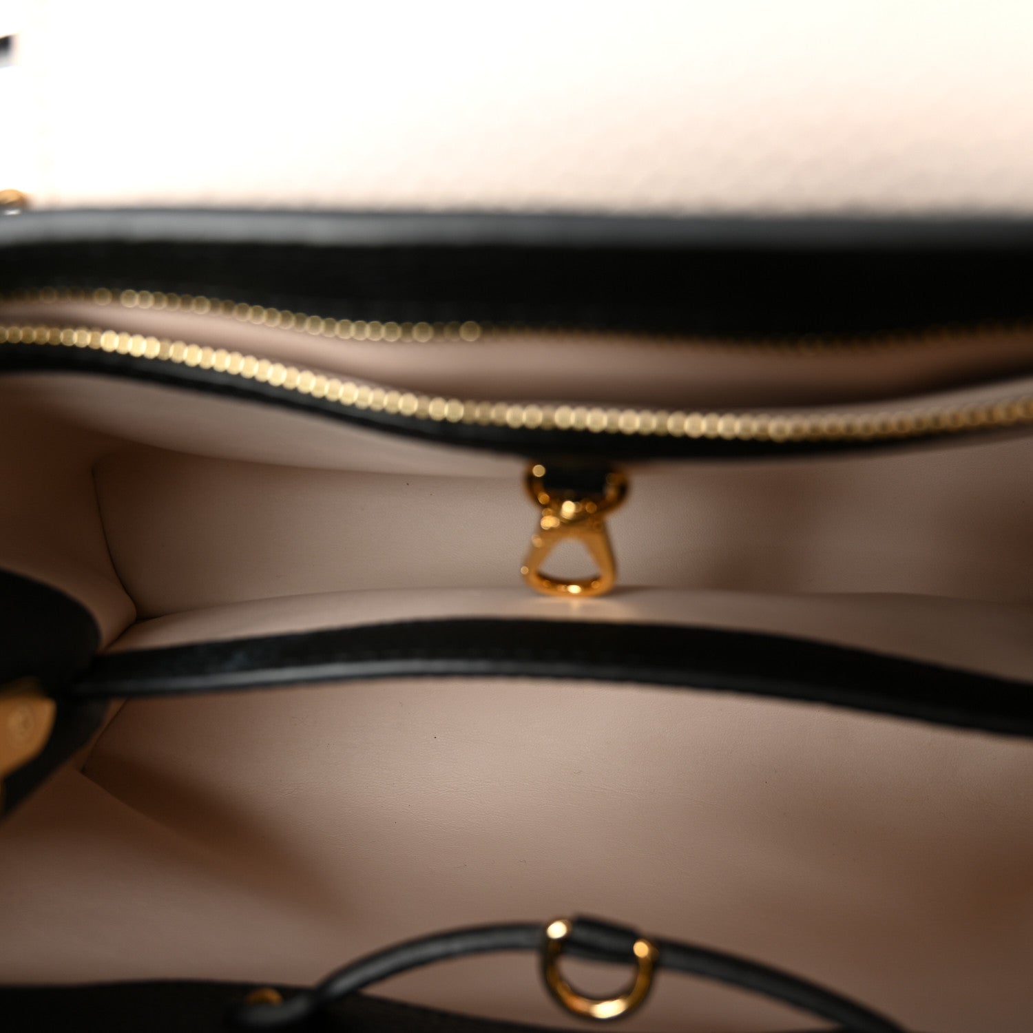 Louis Vuitton Taurillon Flower Chain Capucines MM  Black Cream Pink Black Cream Pink 5 of 9