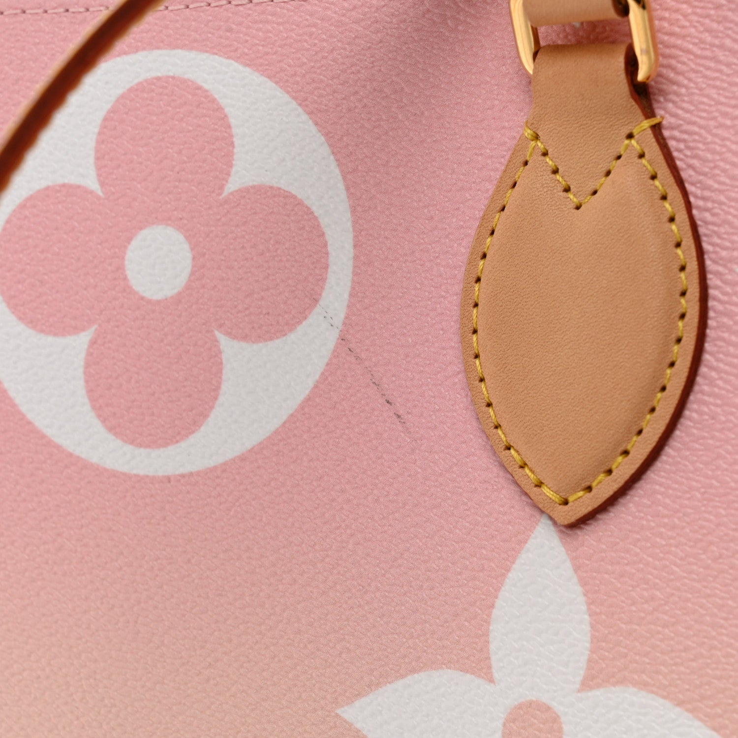 Louis Vuitton Monogram Giant By The Pool OnTheGo GM Light Pink 11 of 11