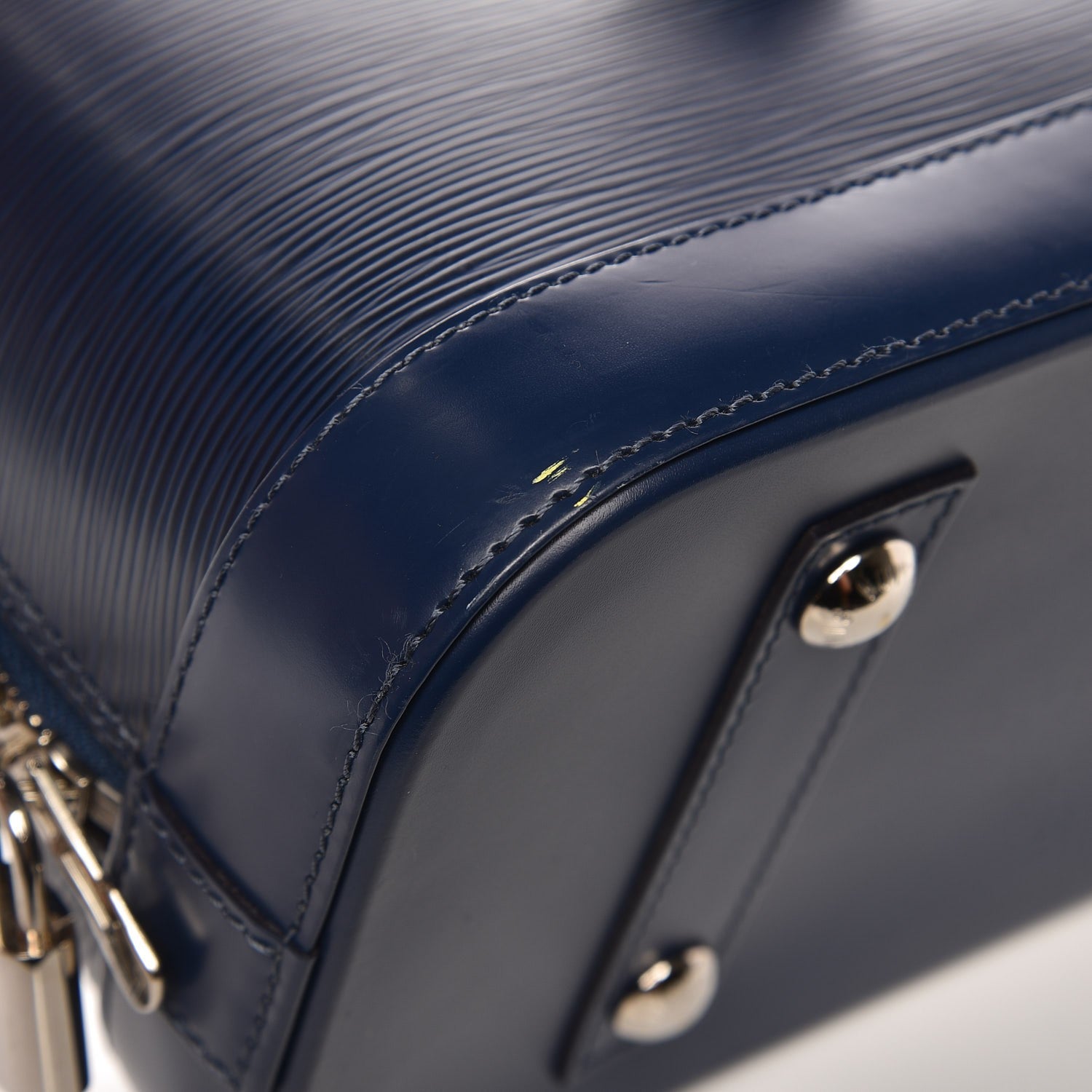 Louis Vuitton Epi Alma PM Indigo 7 of 10