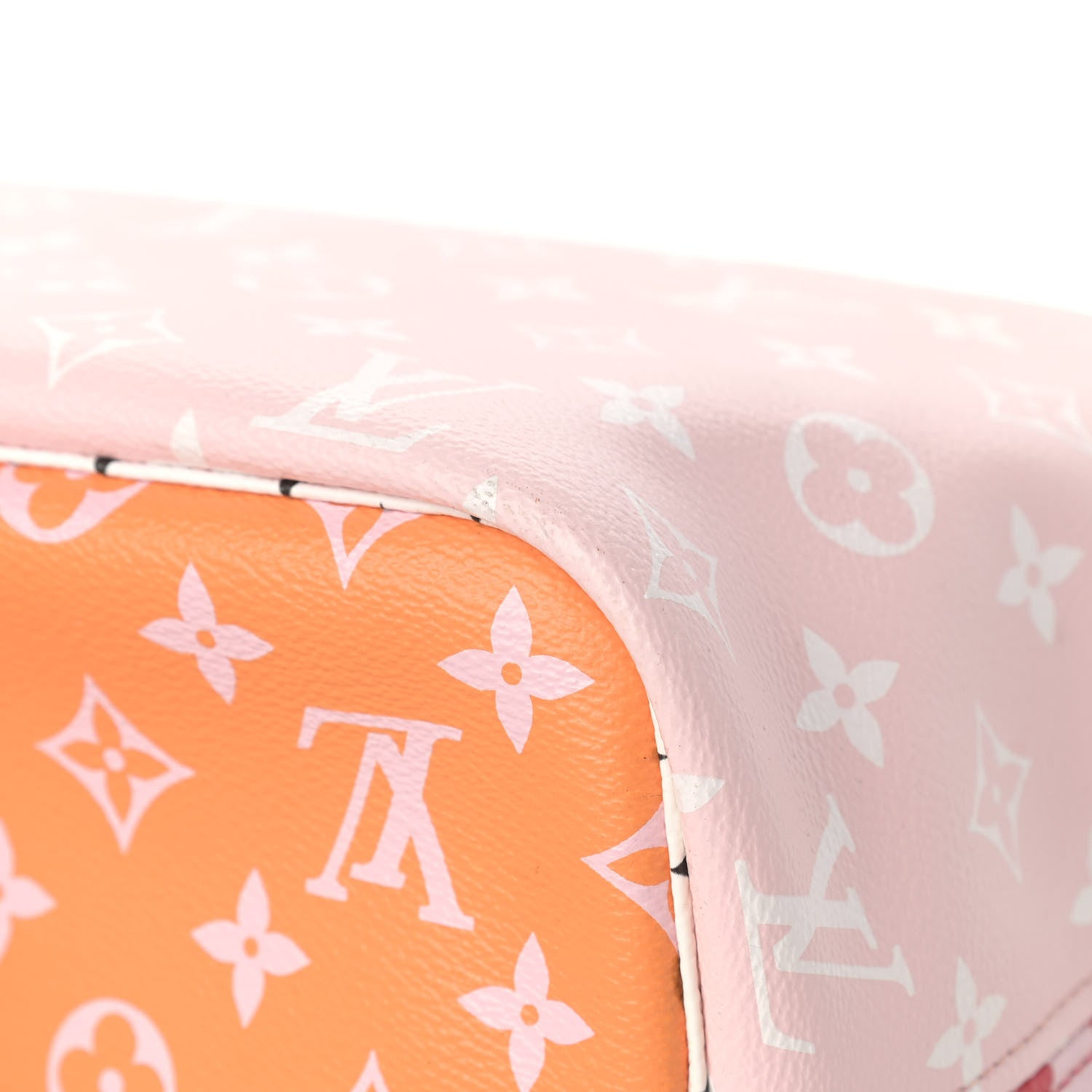 Louis Vuitton Monogram Giant Neverfull MM Rouge 11 of 13