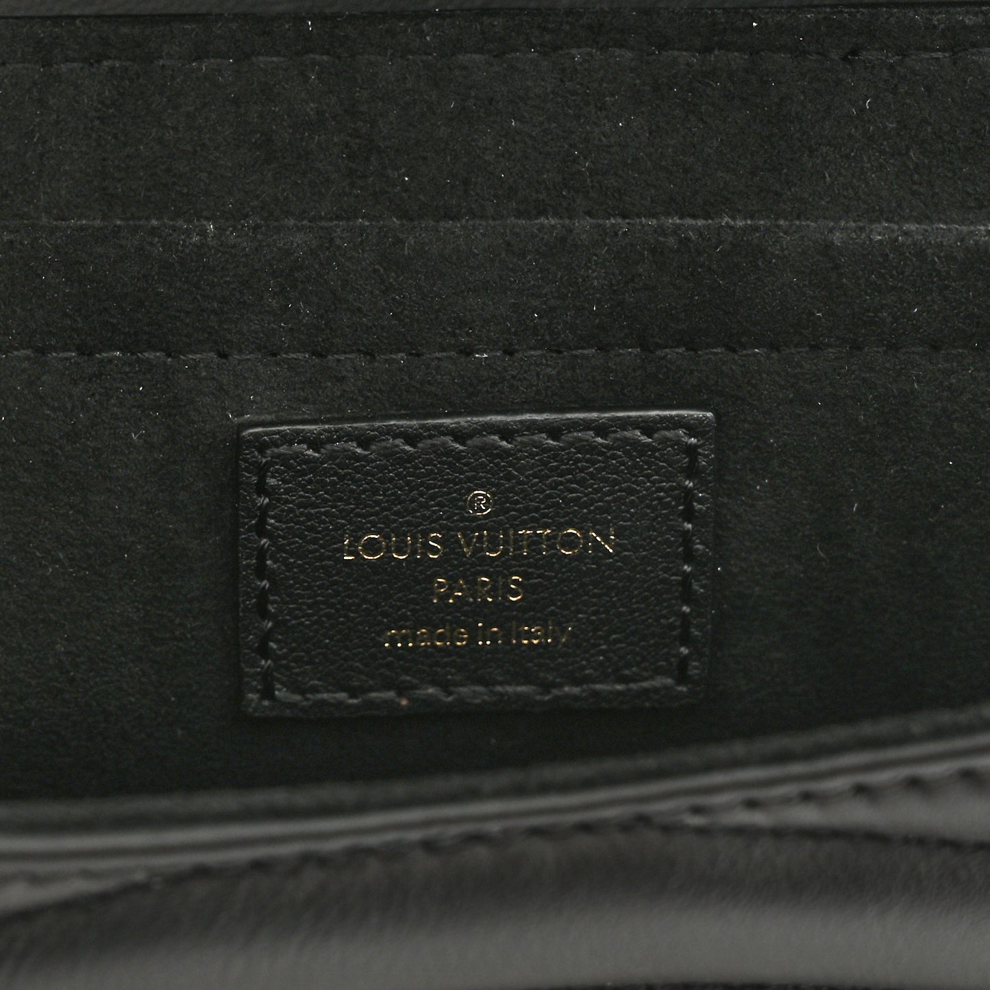 Calfskin New Wave Chain MM Black