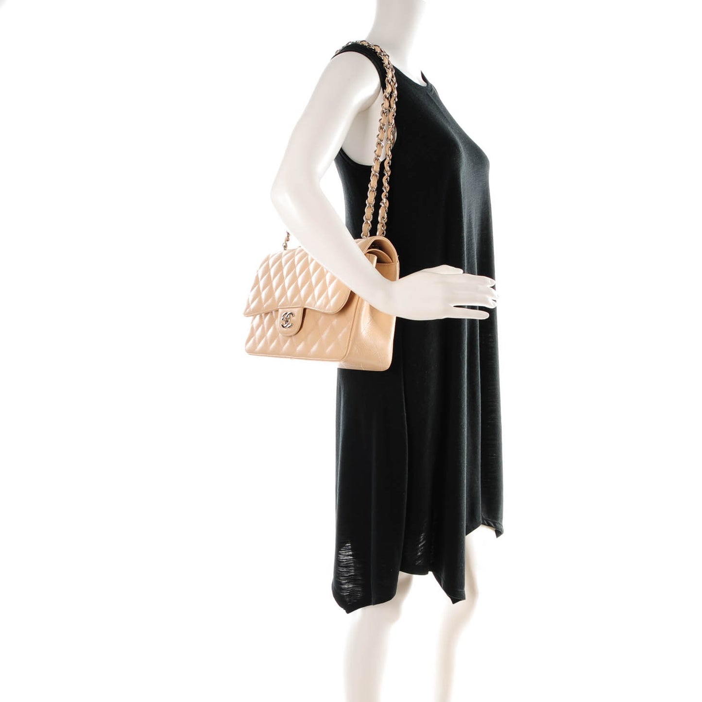 Caviar Quilted Jumbo Double Flap Beige Clair