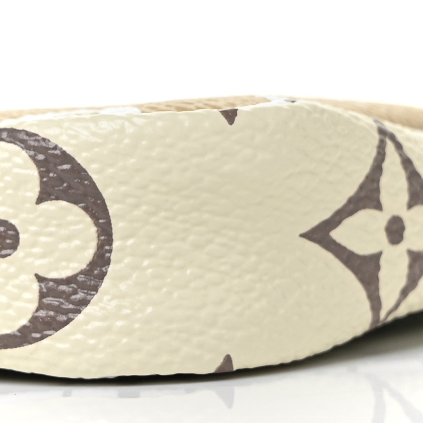 Monogram Giant Micro Pochette Accessories Kaki White