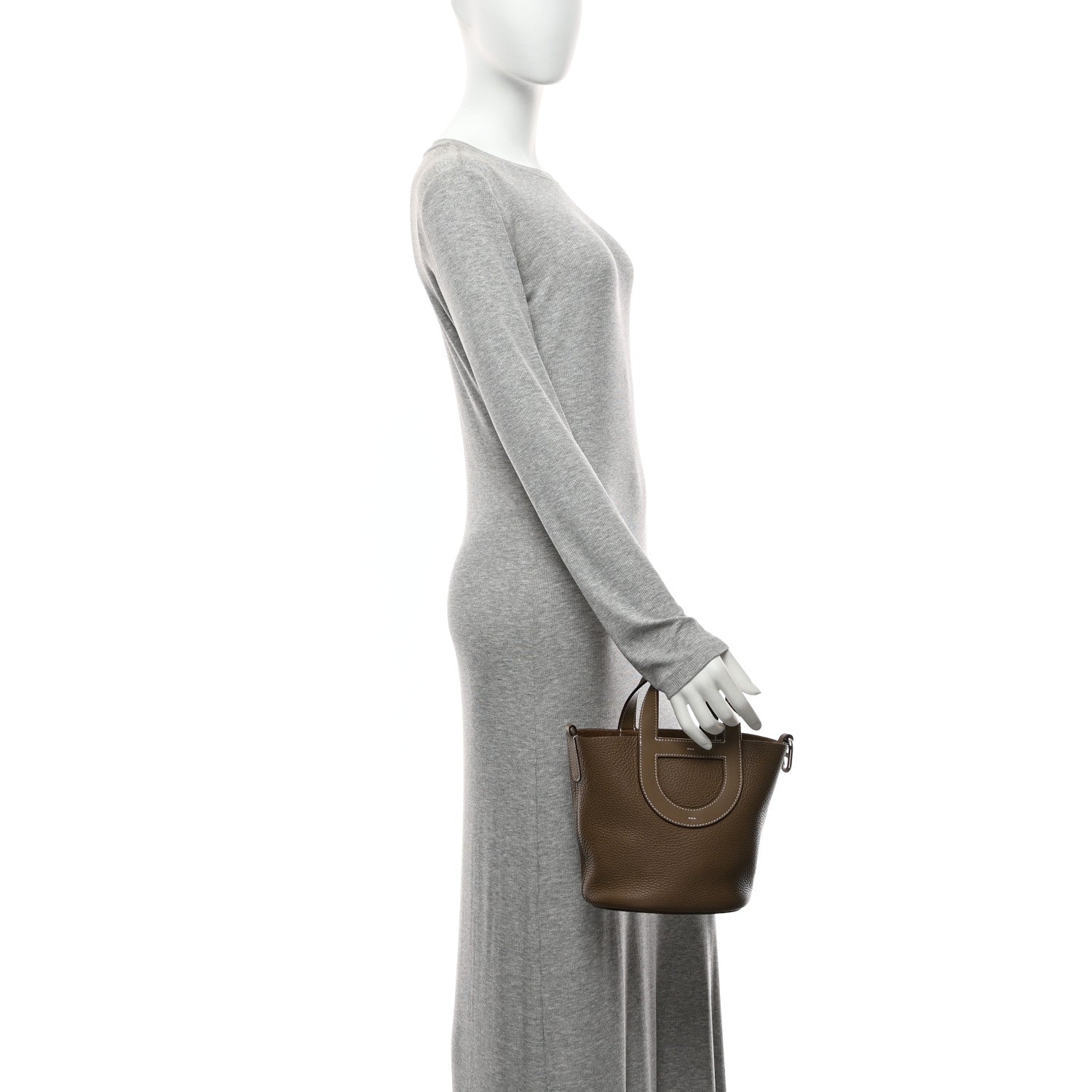 Hermes Taurillon Clemence Swift In-The-Loop 18 Bag Etoupe 2 of 10