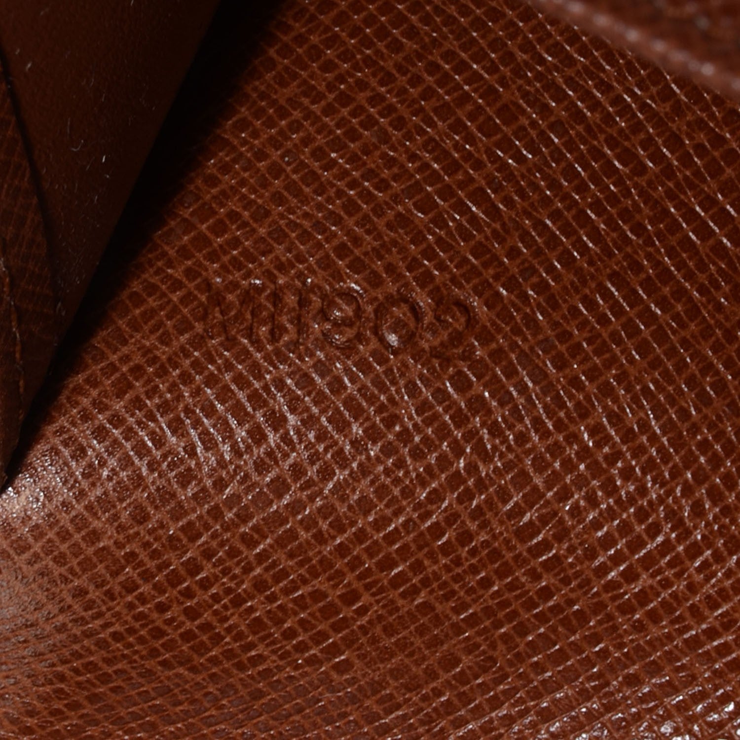 Louis Vuitton Monogram Passport Credit Card Holder Wallet 7 of 7