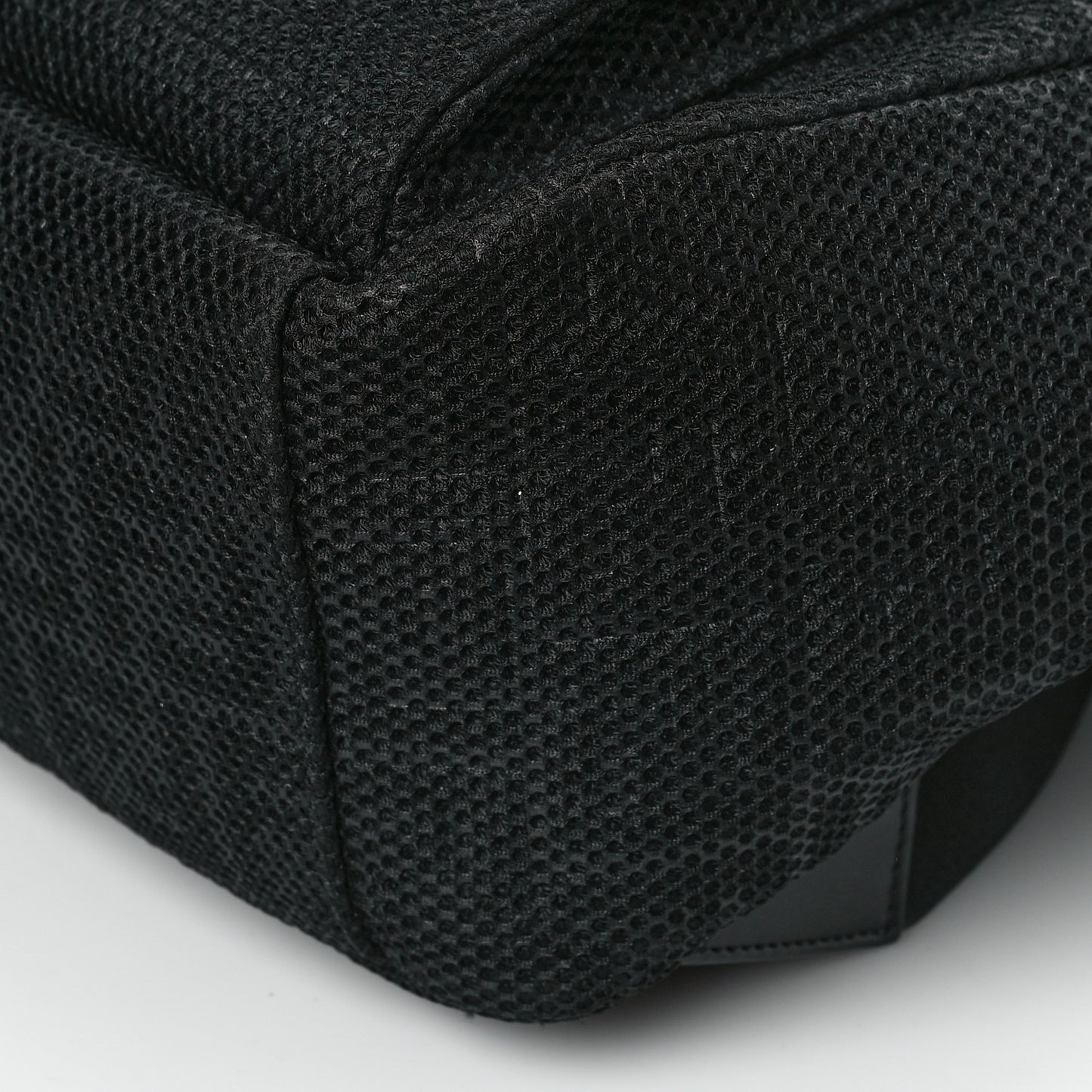 Mesh Cuoio Romano Vitello Stampa FF 1974 Embossed Logo Plate Backpack Black
