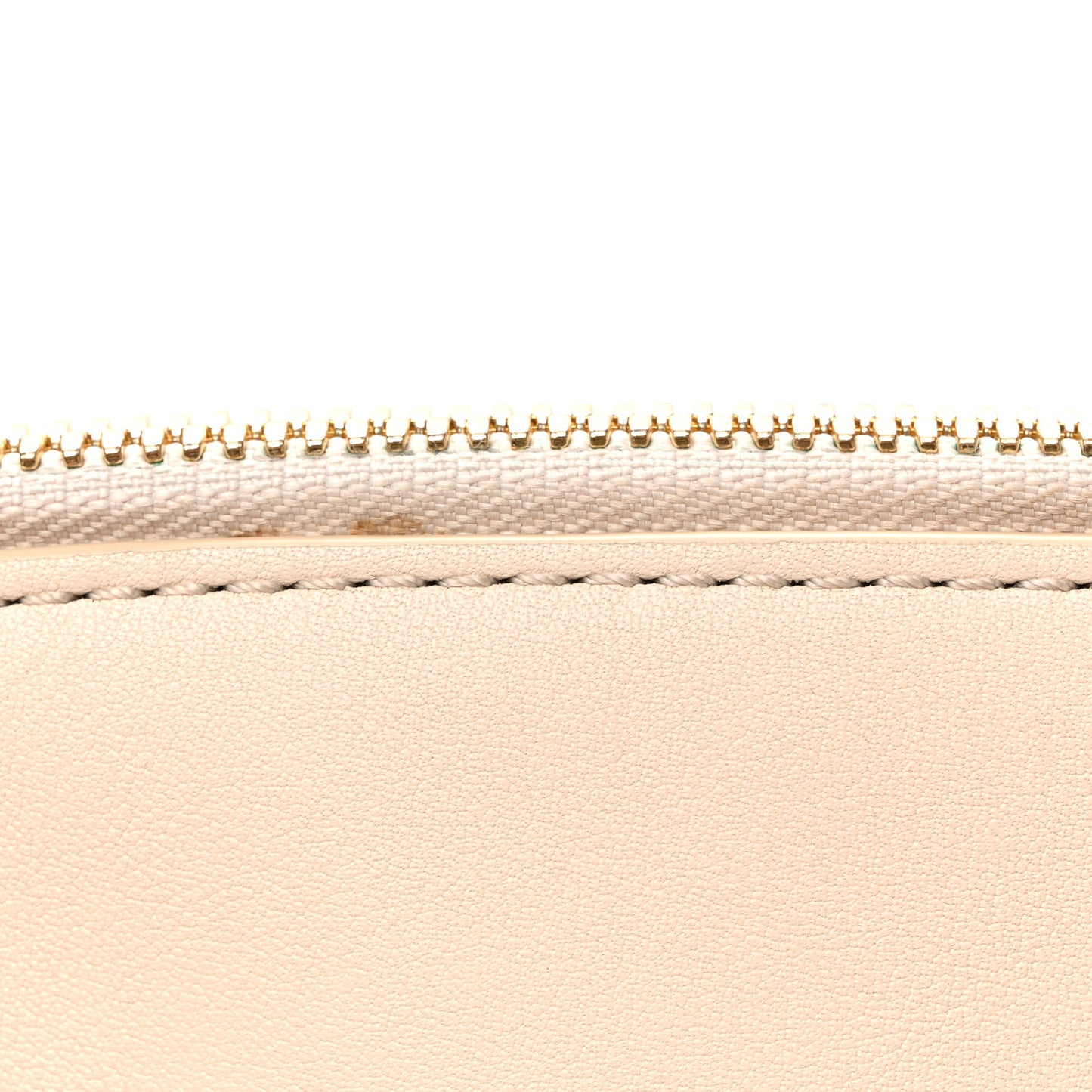 Taurillon Calfskin Vendome MM Creme