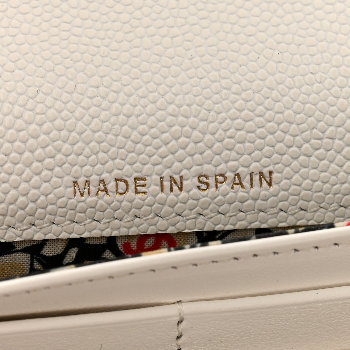 Caviar Quilted Striated CC Large Gusset Flap Wallet White