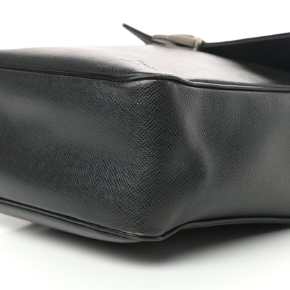 Louis Vuitton Taiga Yaranga Camera Bag Ardoise 8 of 11