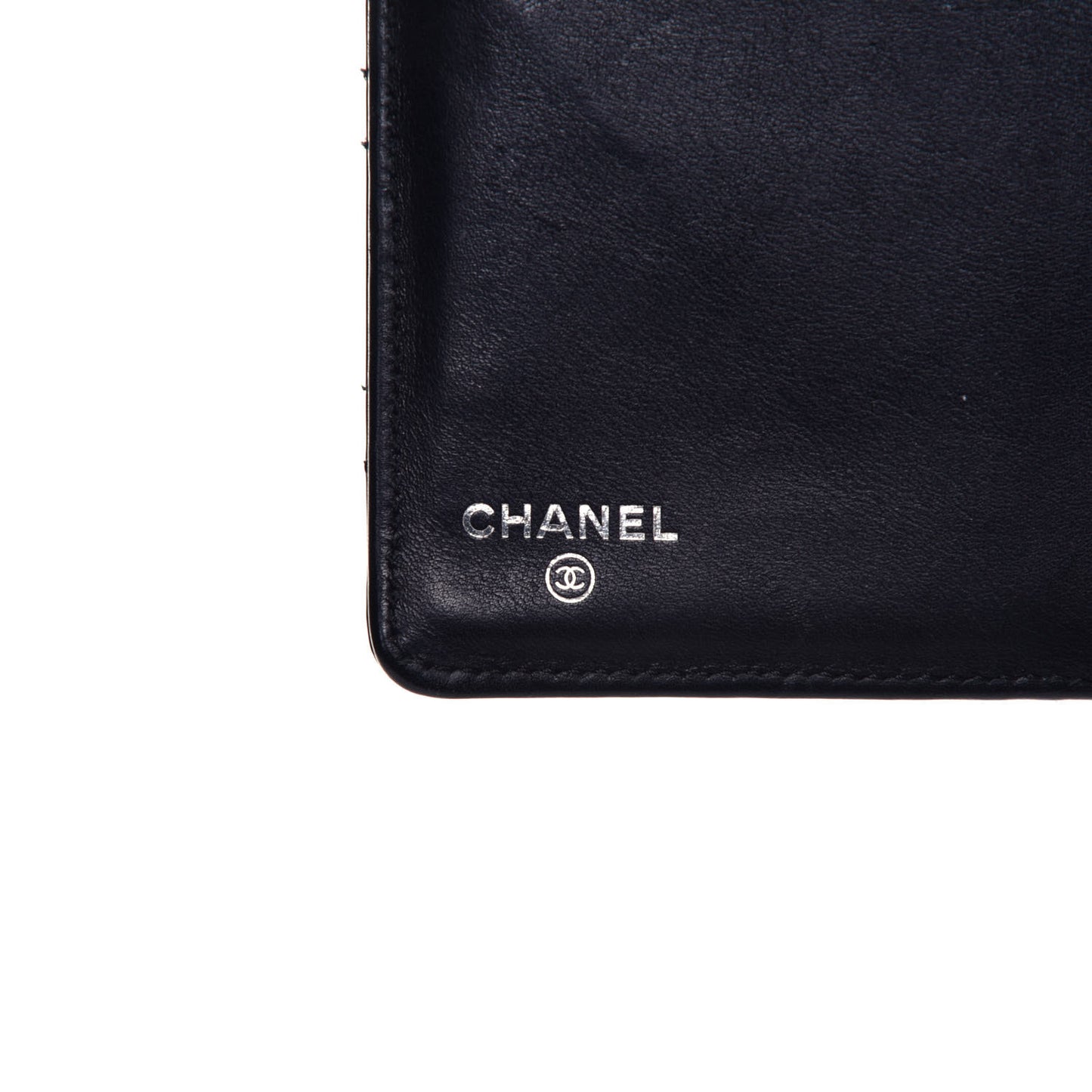 Patent Quilted Brilliant Yen Wallet Black