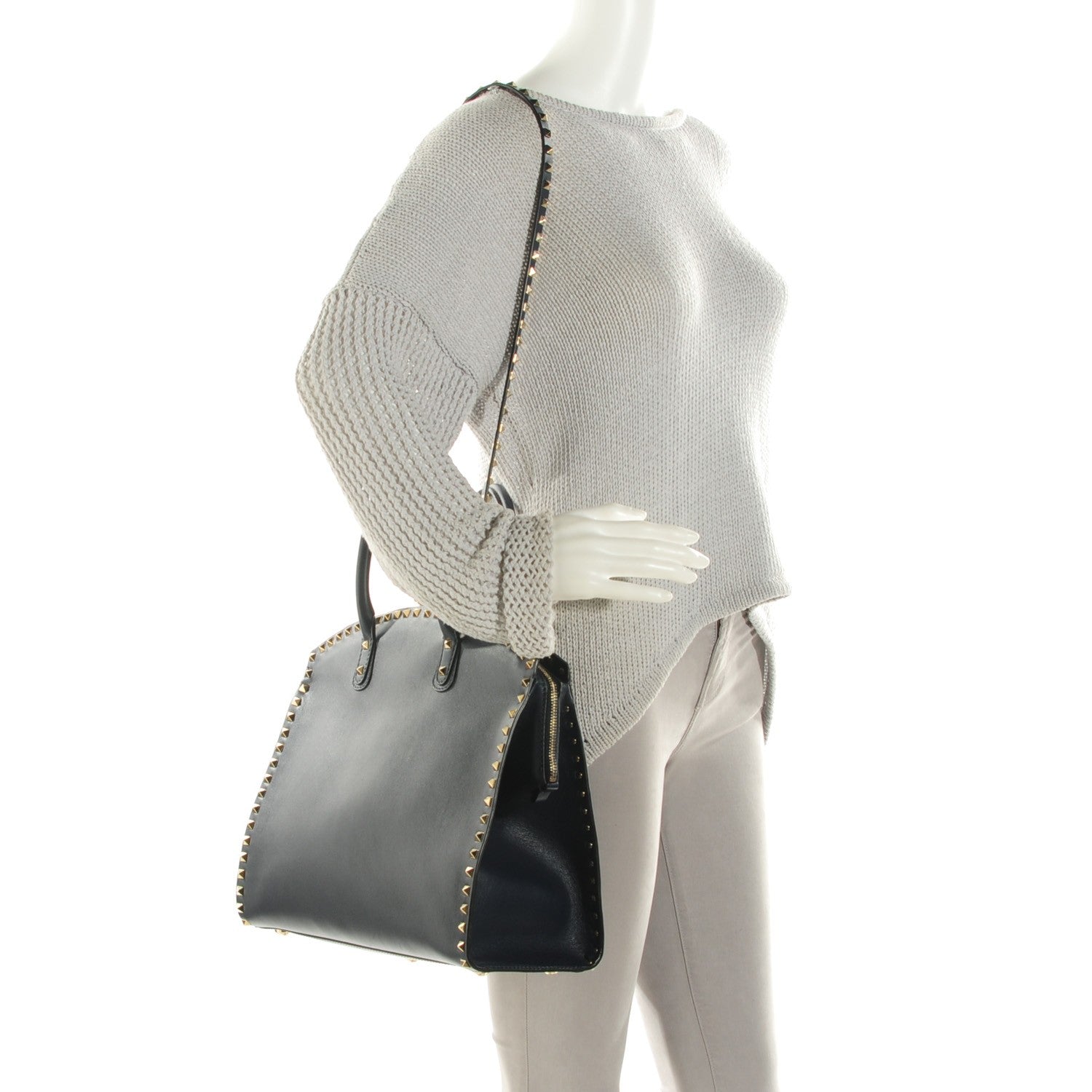 Valentino Garavani Vitello Rockstud Dome Shopper Marine 2 of 8