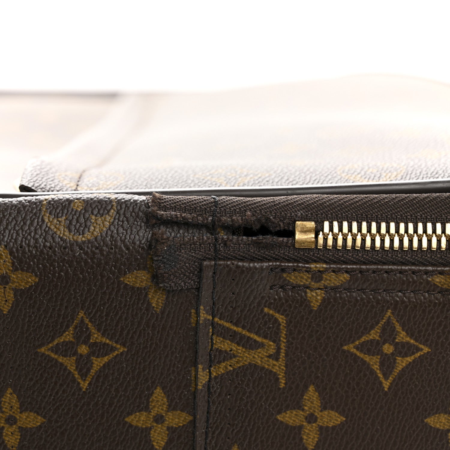 Louis Vuitton Monogram Pegase 70 12 of 18