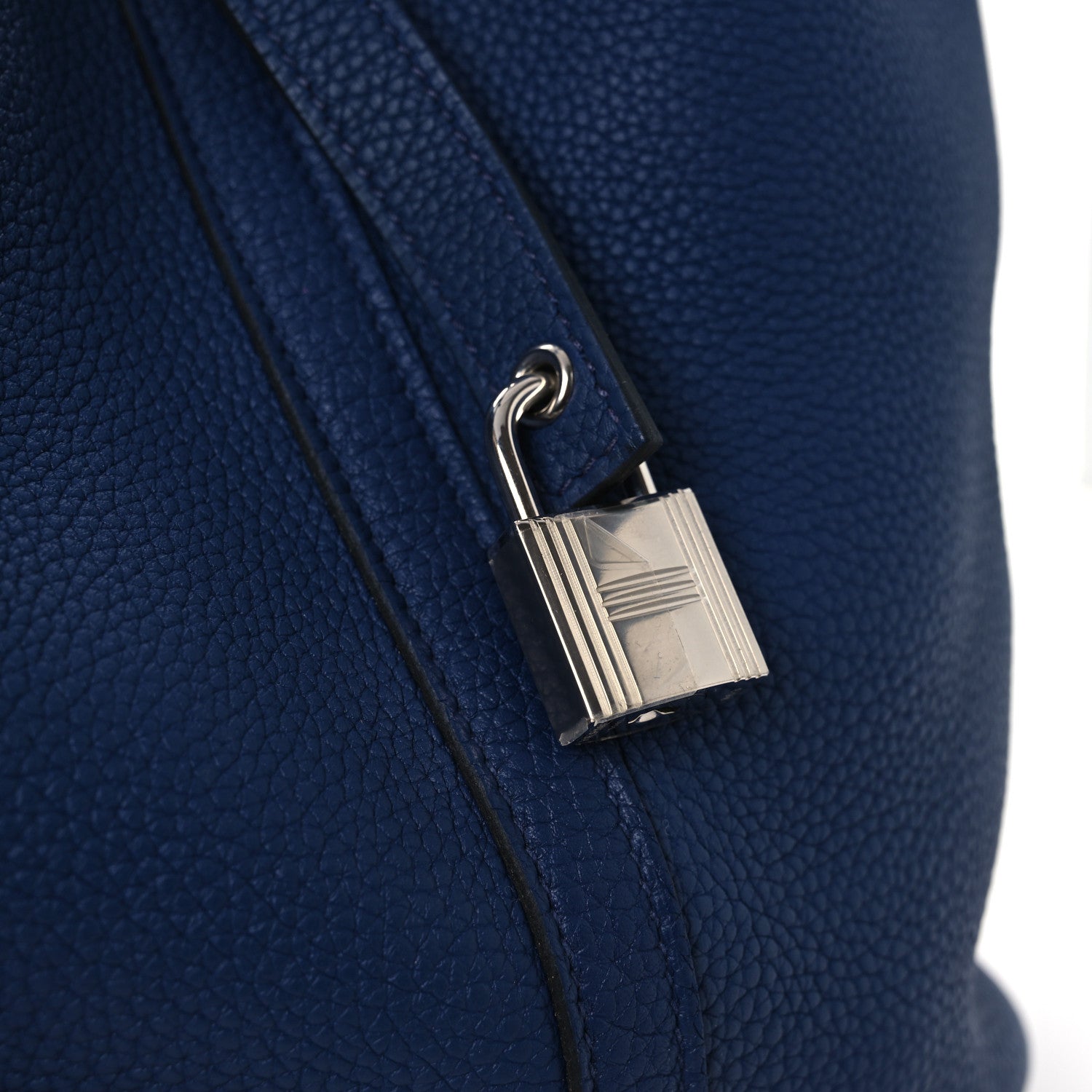 Hermes Taurillon Maurice Picotin Lock 22 MM Bleu Saphir 11 of 11