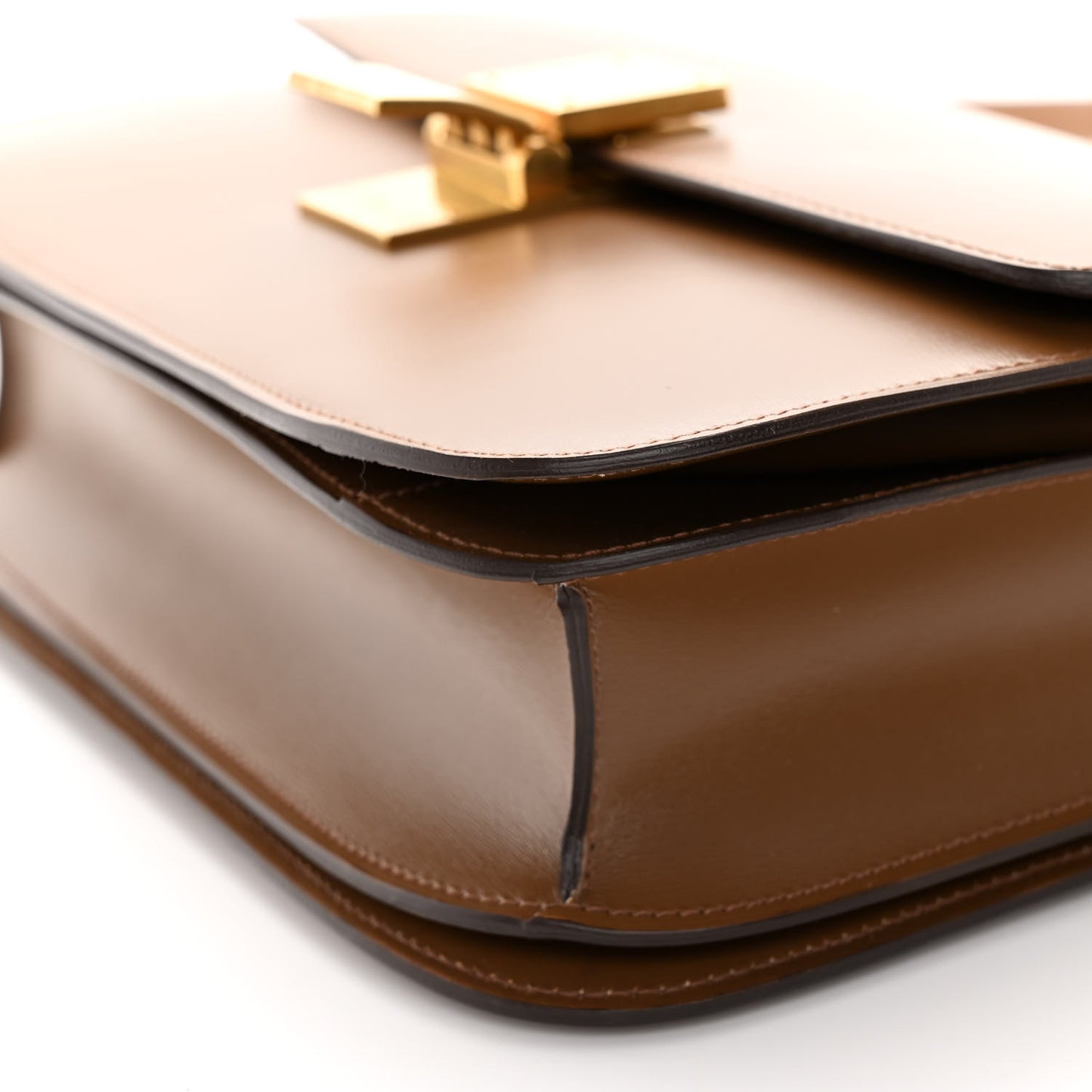 Box Calfskin Medium Classic Box Flap Bag Camel