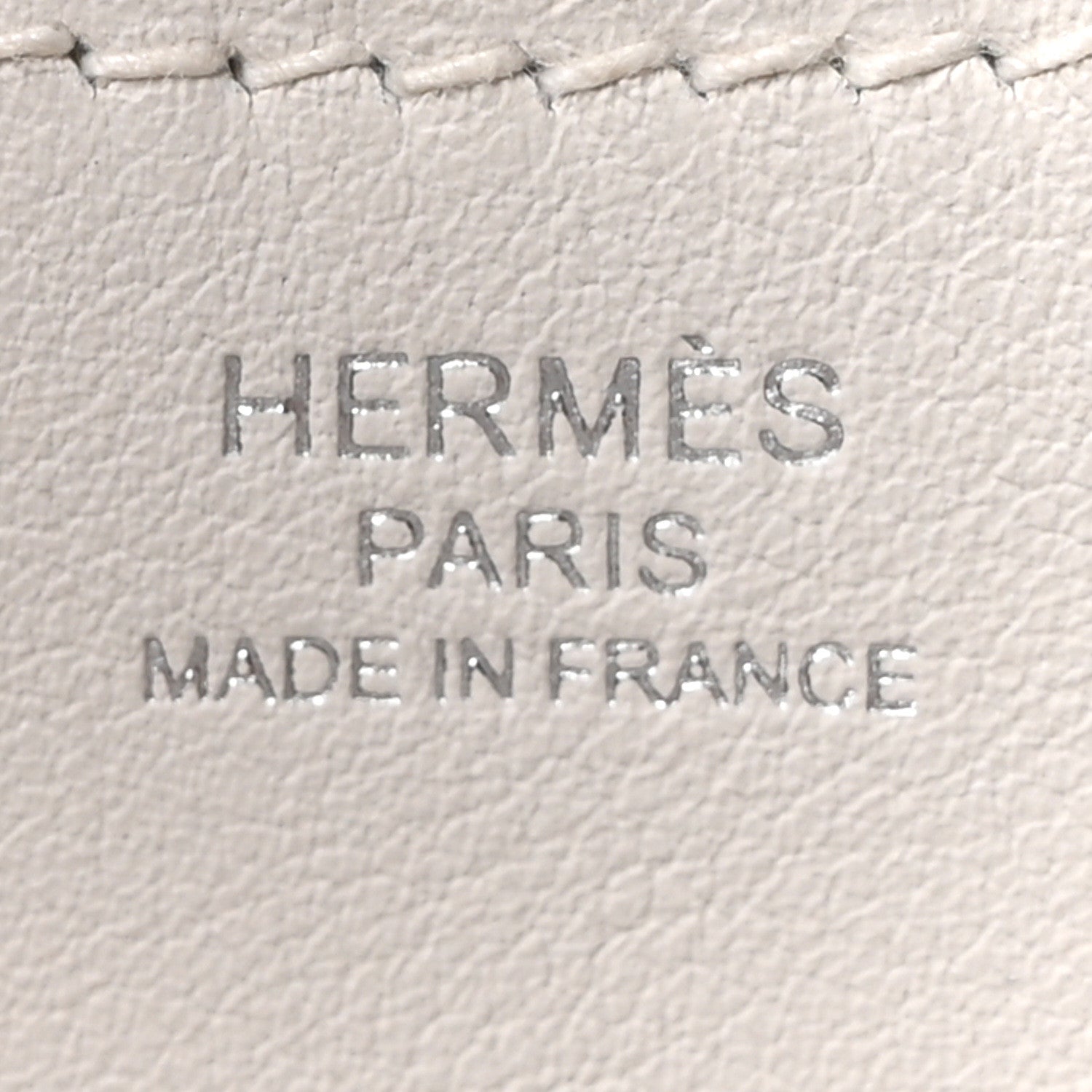 Hermes Taurillon Clemence Swift In-The-Loop 18 Bag Gris Pale 6 of 11