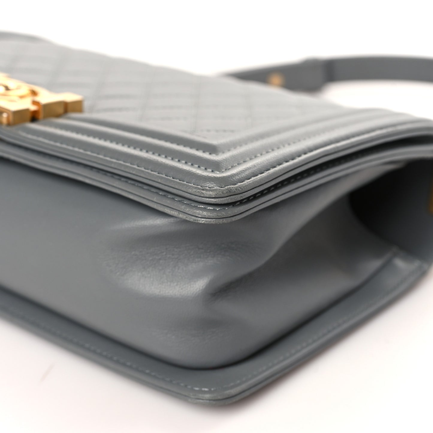 Lambskin Quilted Medium Boy Flap Grey