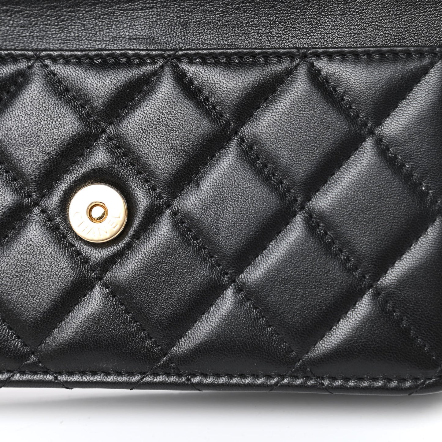 Lambskin Quilted Wallet On Chain WOC Black