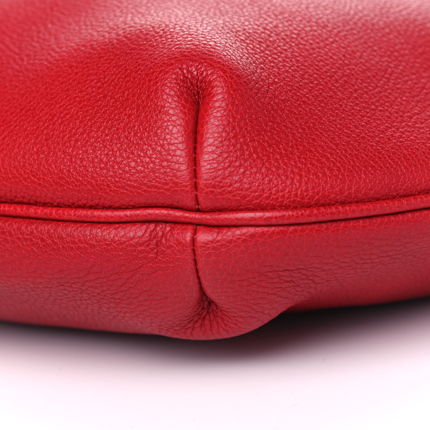 Gucci Grained Calfskin Logo Half Moon Hobo Red 5 of 6