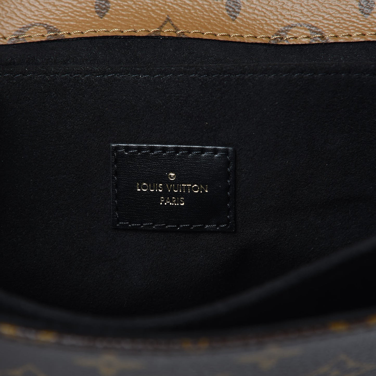 Reverse Monogram Pochette Metis