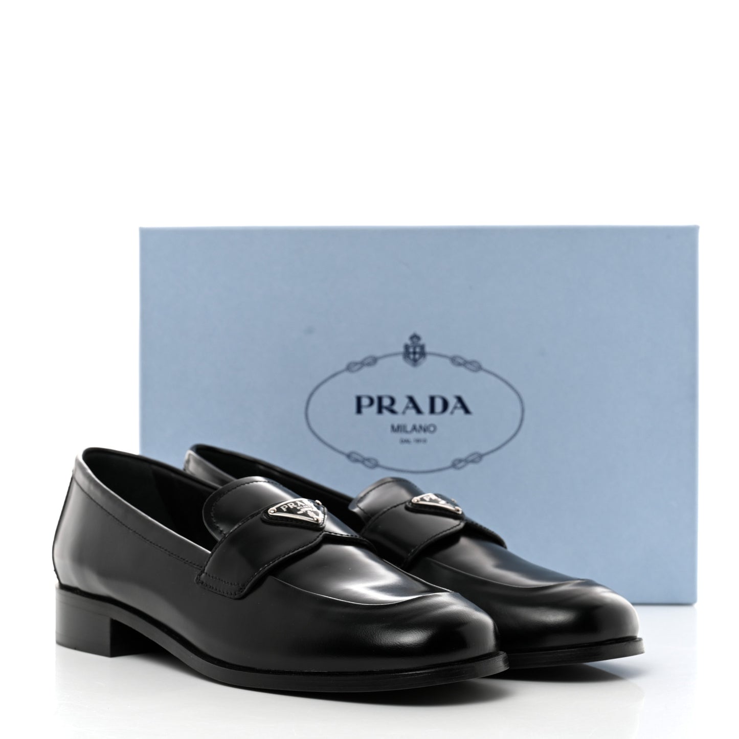 Brushed Calfskin Metal Triangle Logo 20mm Loafers 40 Black