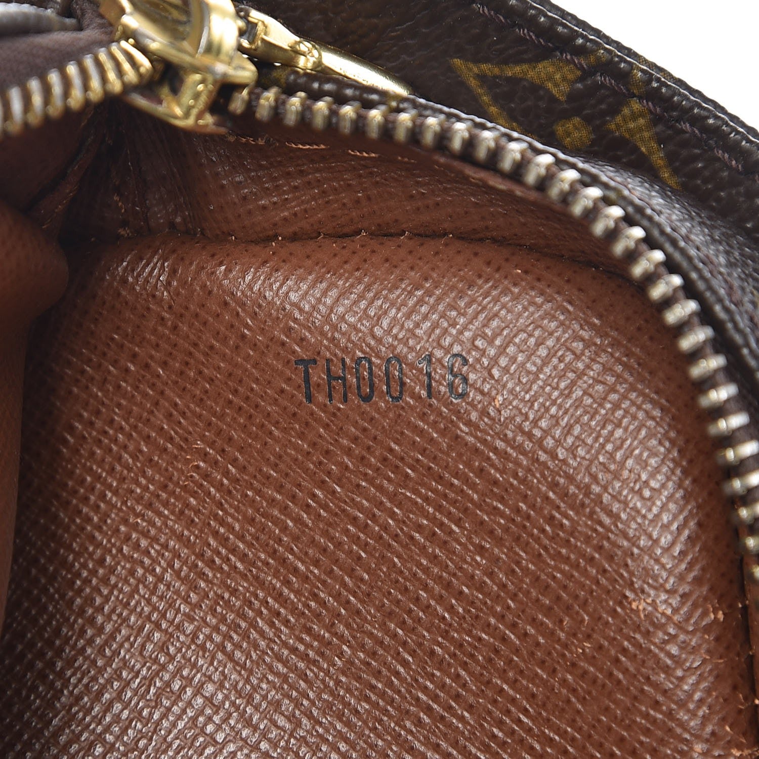 Louis Vuitton Monogram Danube 21 7 of 11