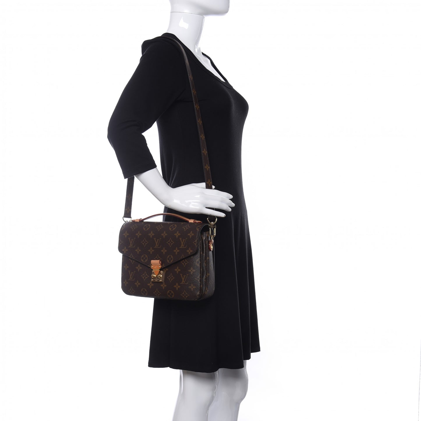 Monogram Pochette Metis